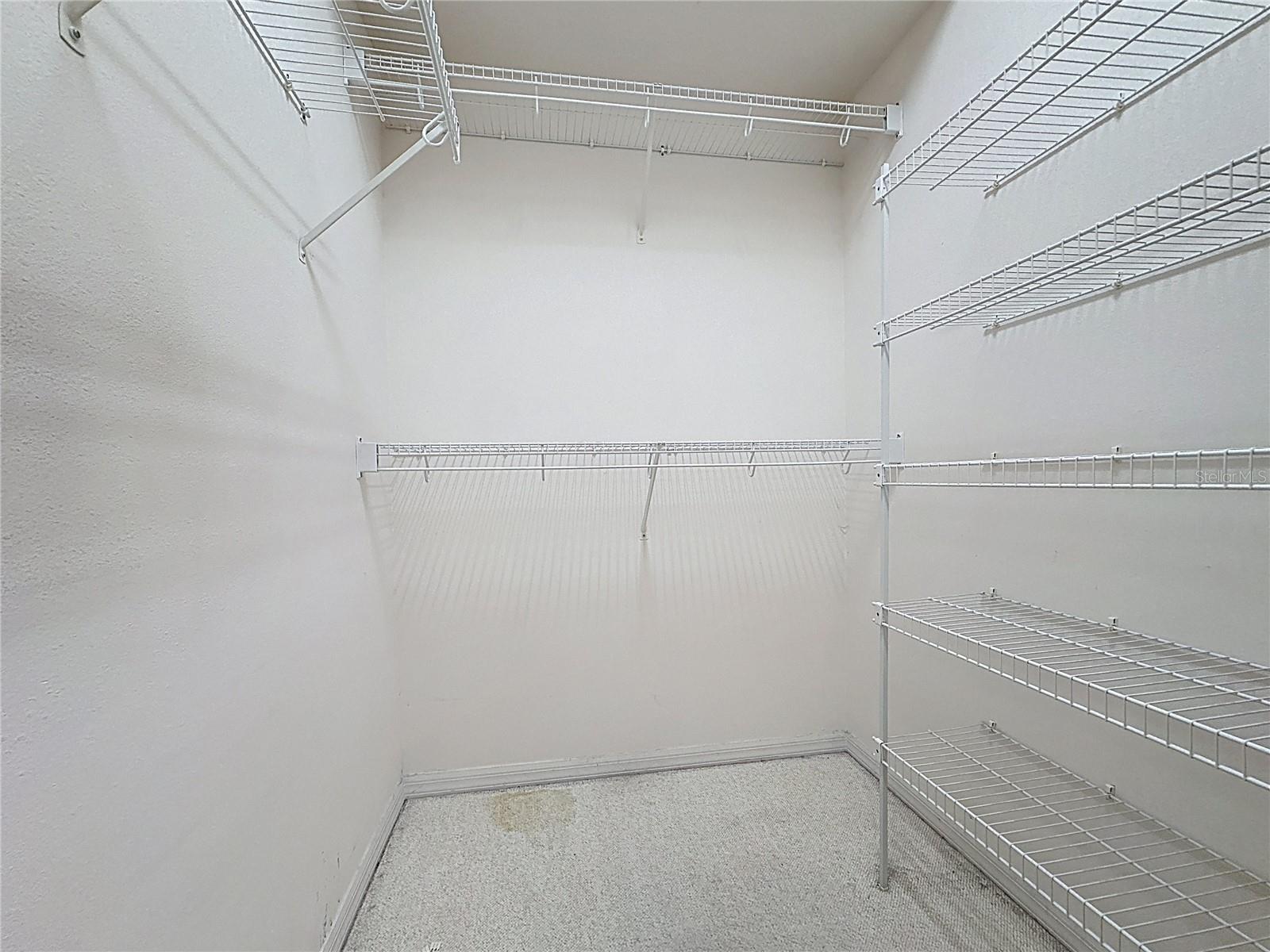 Image 31 of 82 For 2535 New Castle Court