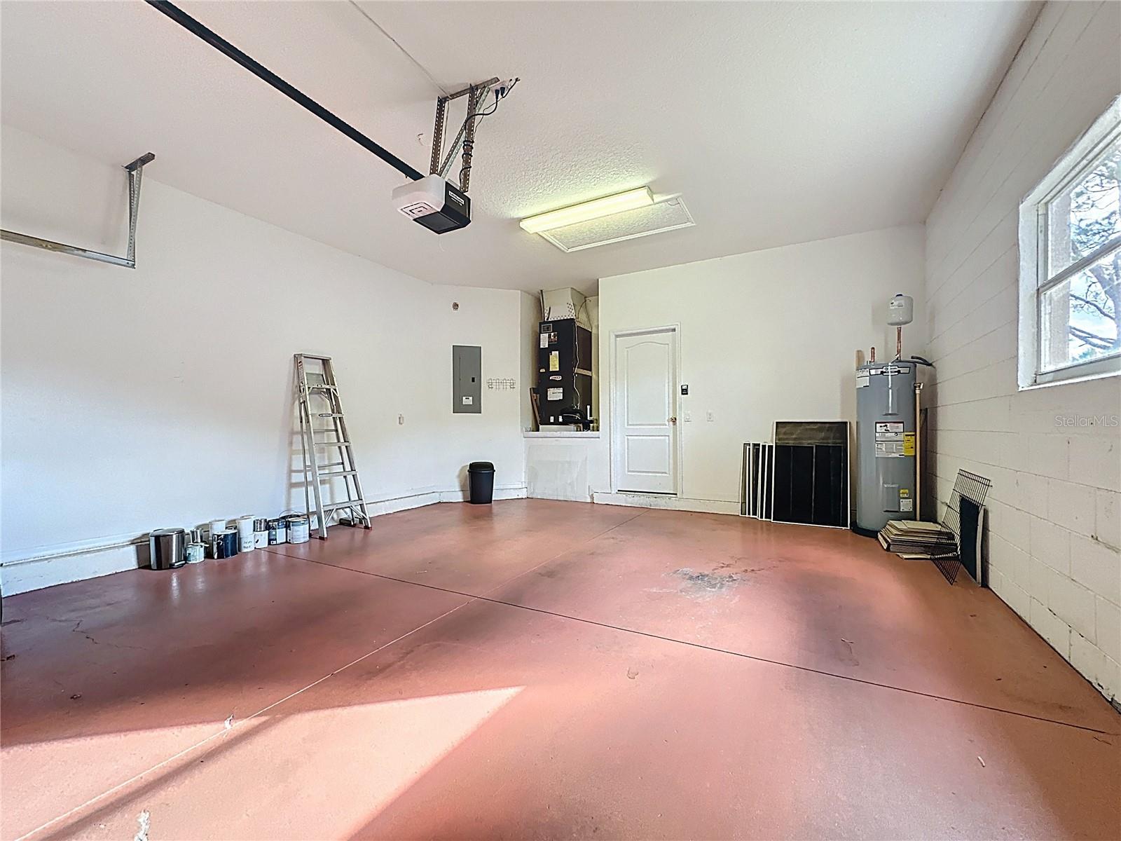 Image 44 of 82 For 2535 New Castle Court