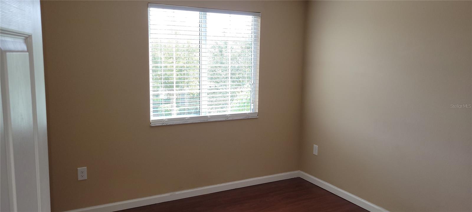 Image 28 of 33 For 16084 Shasta Street