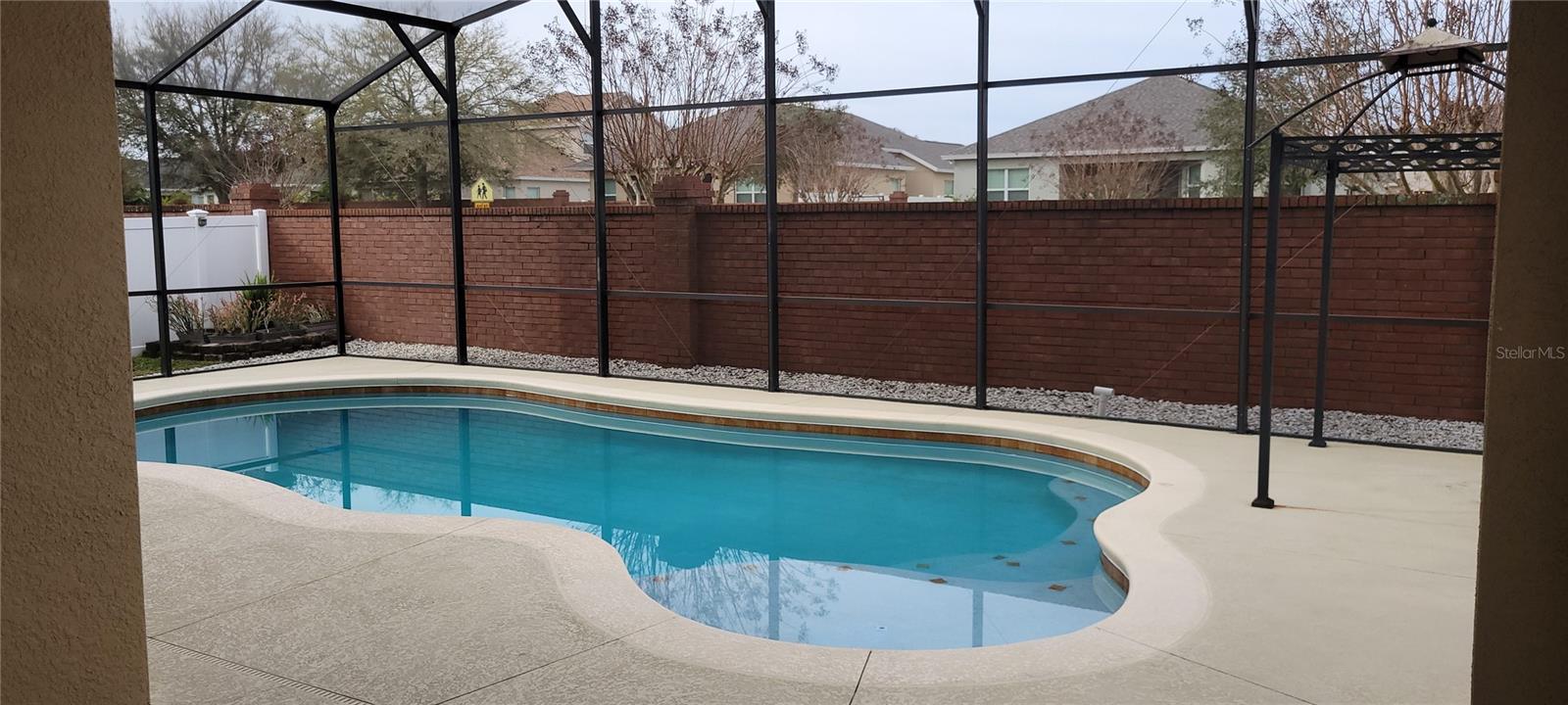 Image 5 of 33 For 16084 Shasta Street