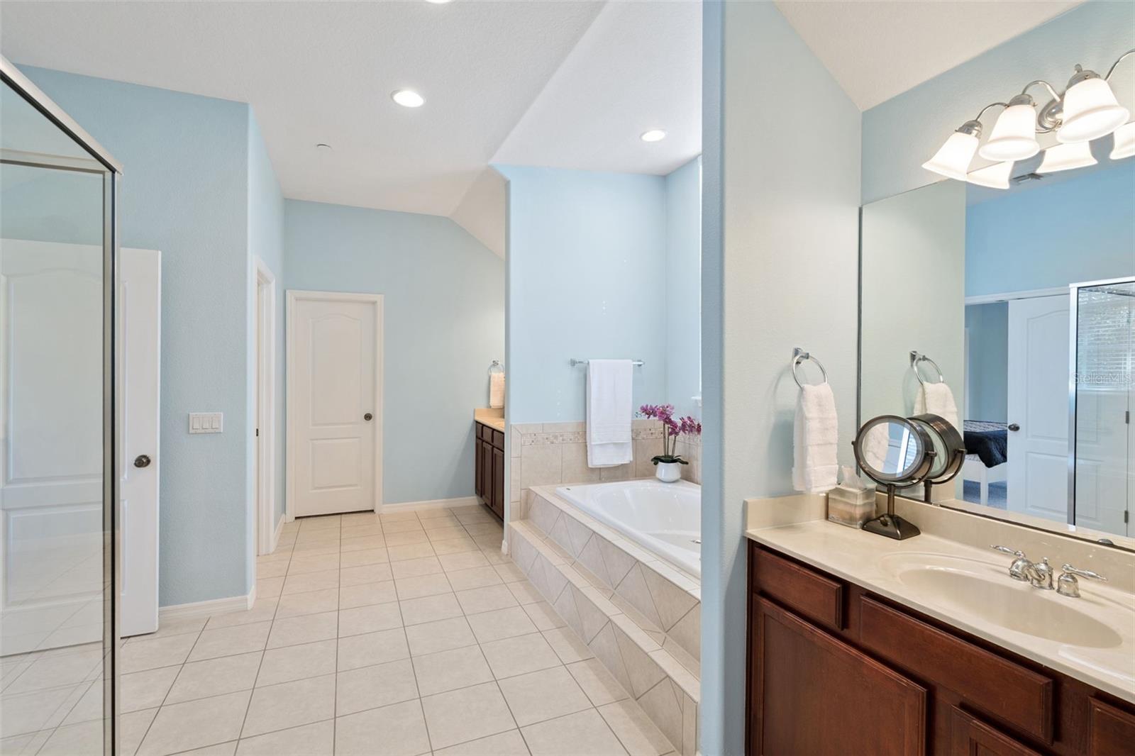 Image 14 of 54 For 241 Nautica Mile Drive