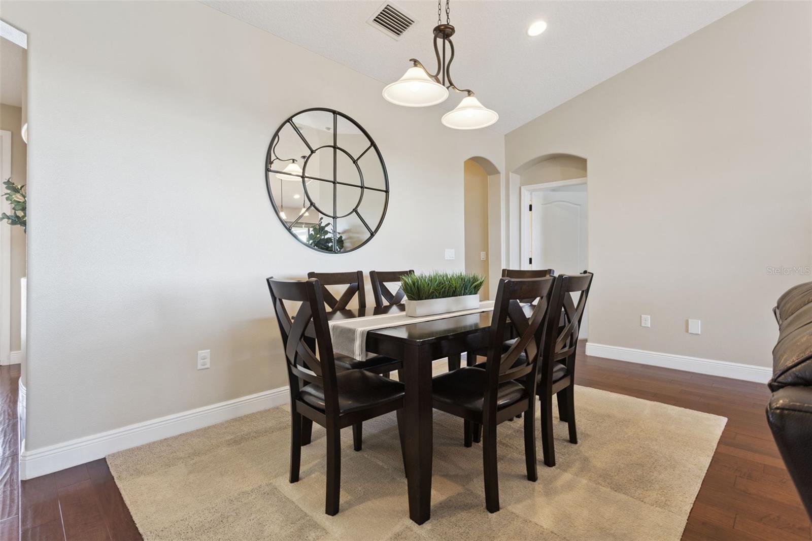 Image 12 of 47 For 9807 Royal Vista Avenue