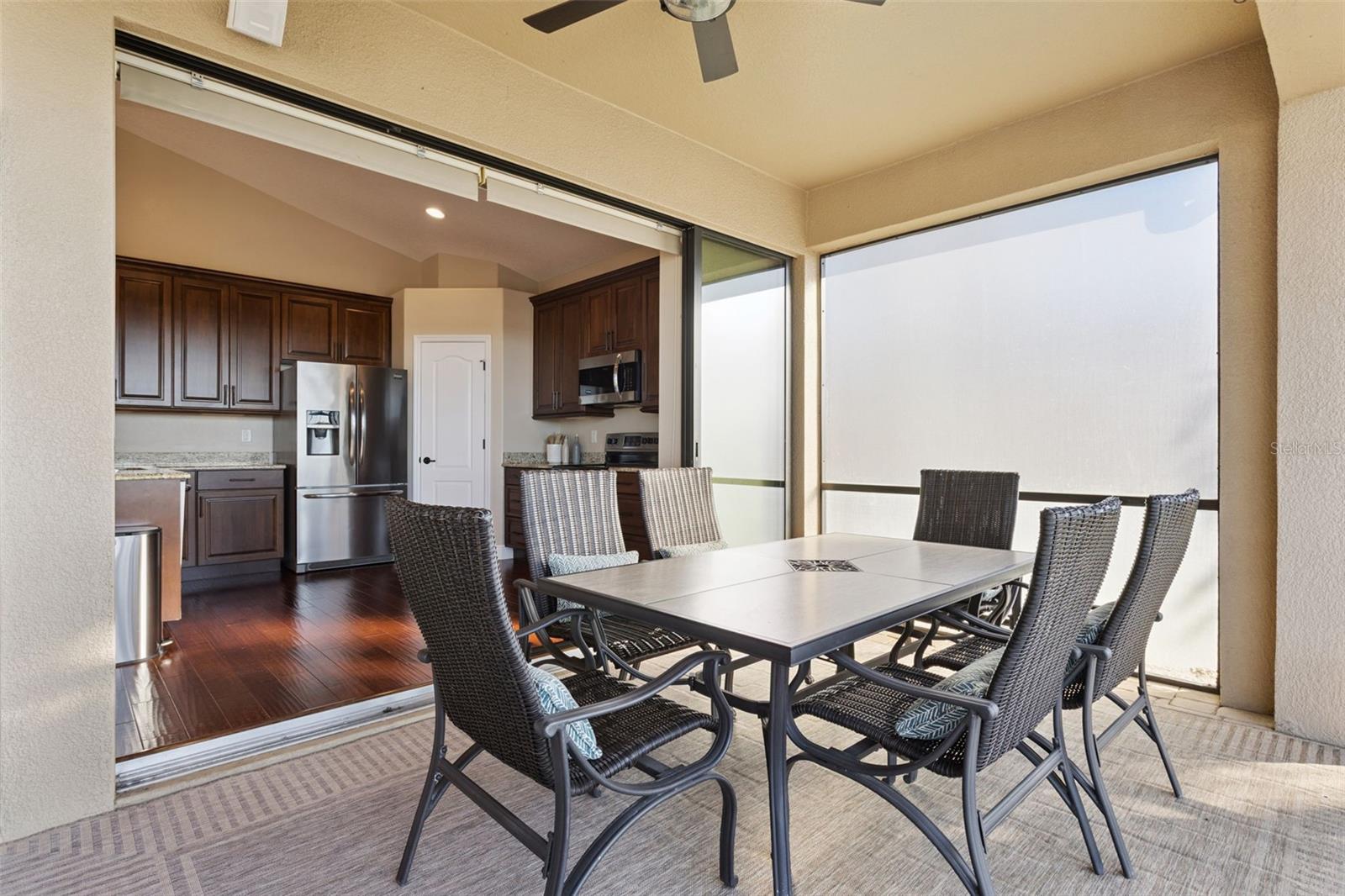 Image 31 of 47 For 9807 Royal Vista Avenue