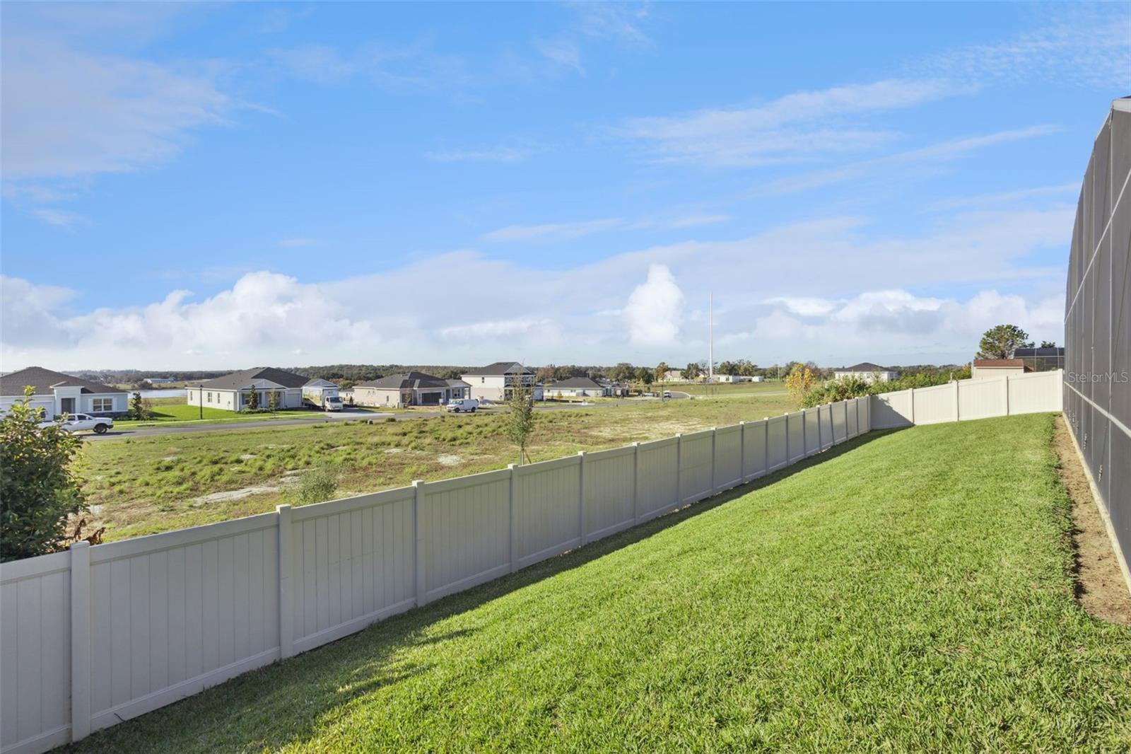 Image 40 of 47 For 9807 Royal Vista Avenue