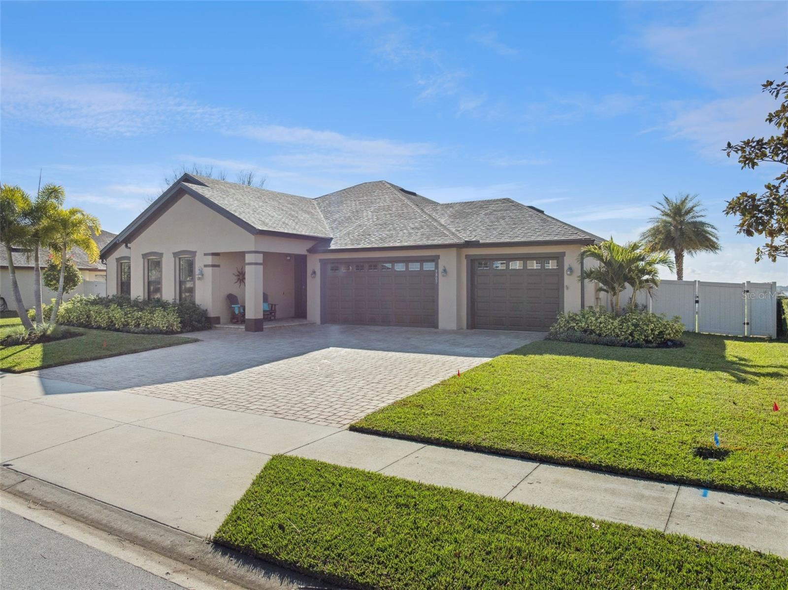 Image 44 of 47 For 9807 Royal Vista Avenue