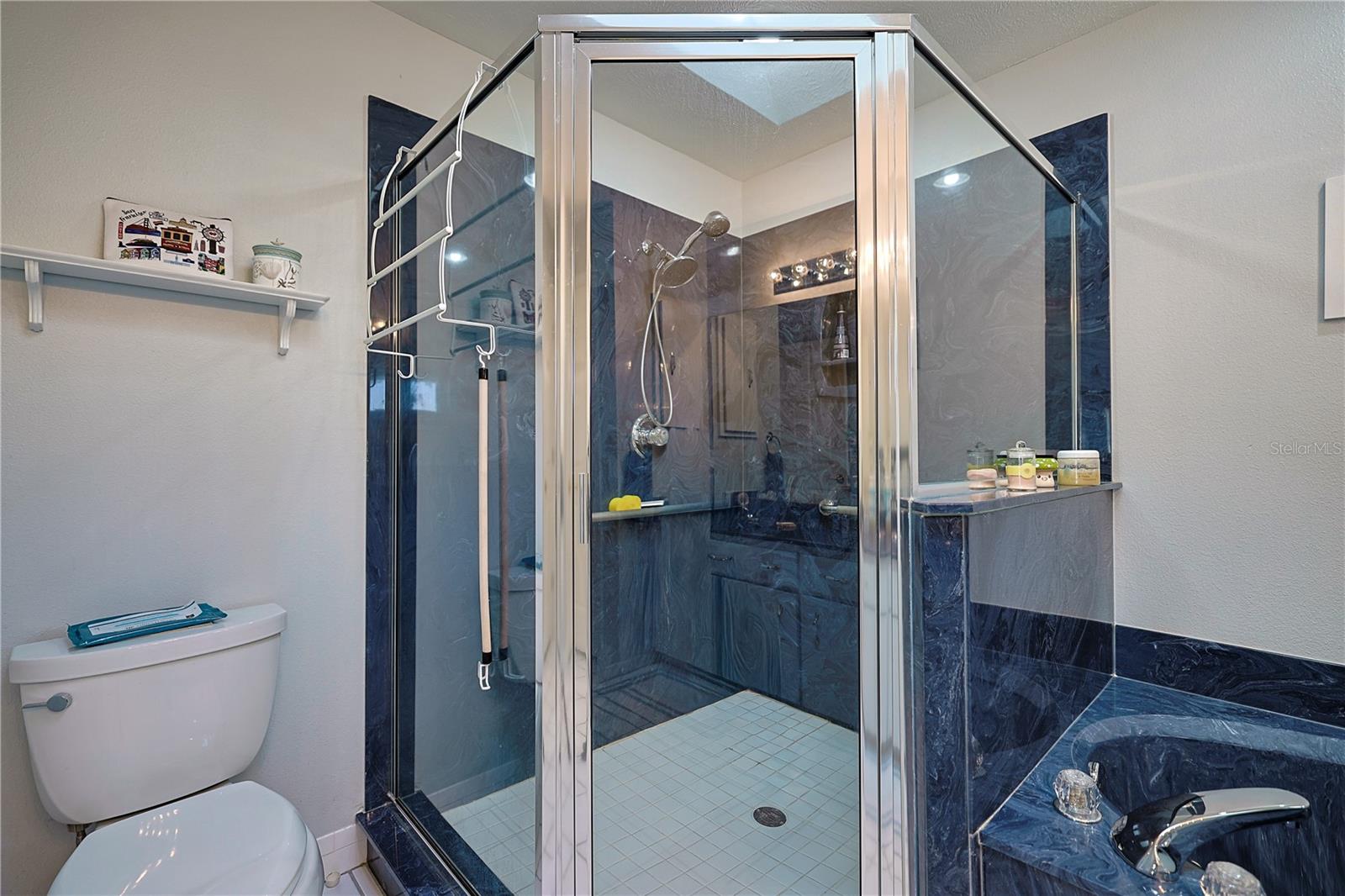 Image 22 of 39 For 8783 156 Place