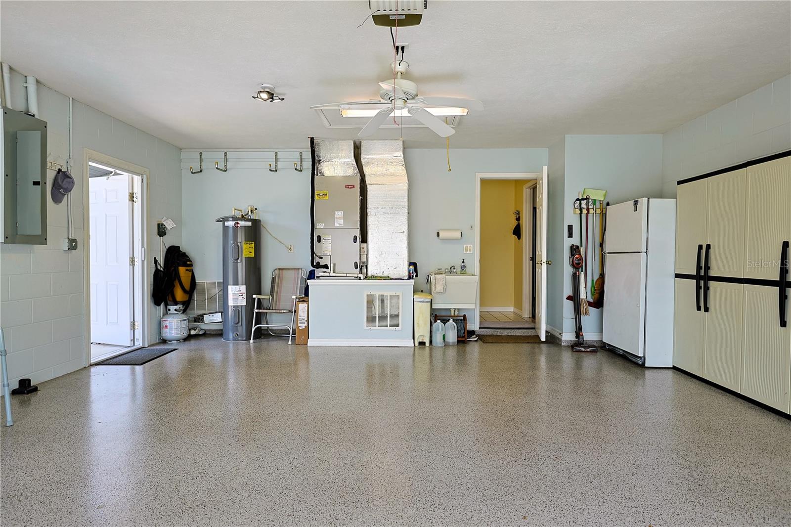 Image 30 of 39 For 8783 156 Place