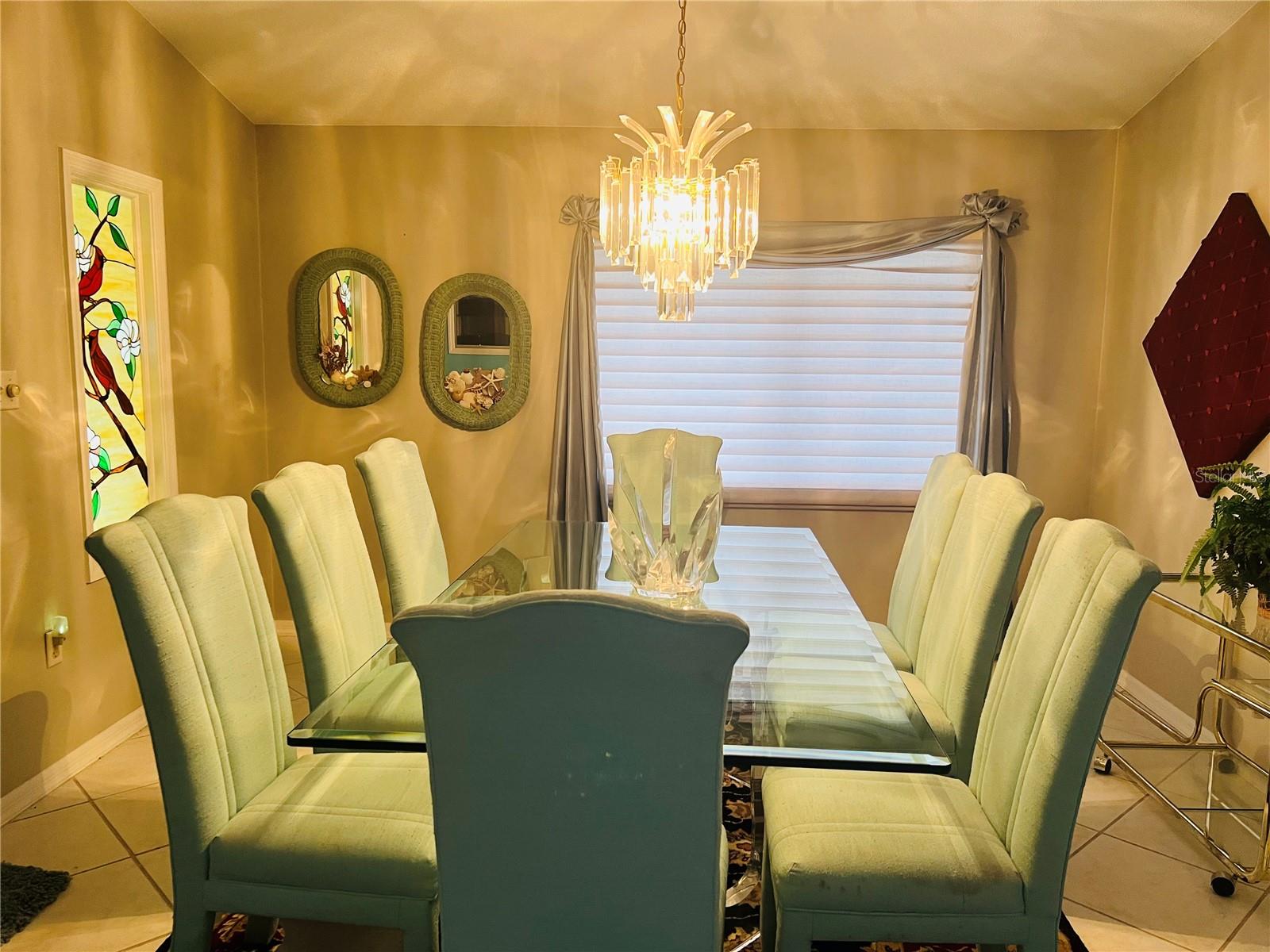 Image 5 of 9 For 832 Palm Harbor Court