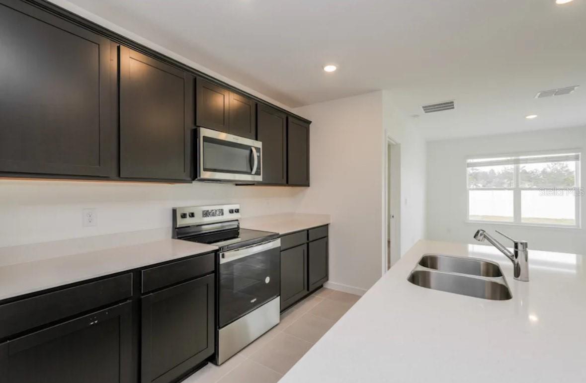 Image 3 of 4 For 4091 Feldspar Lane