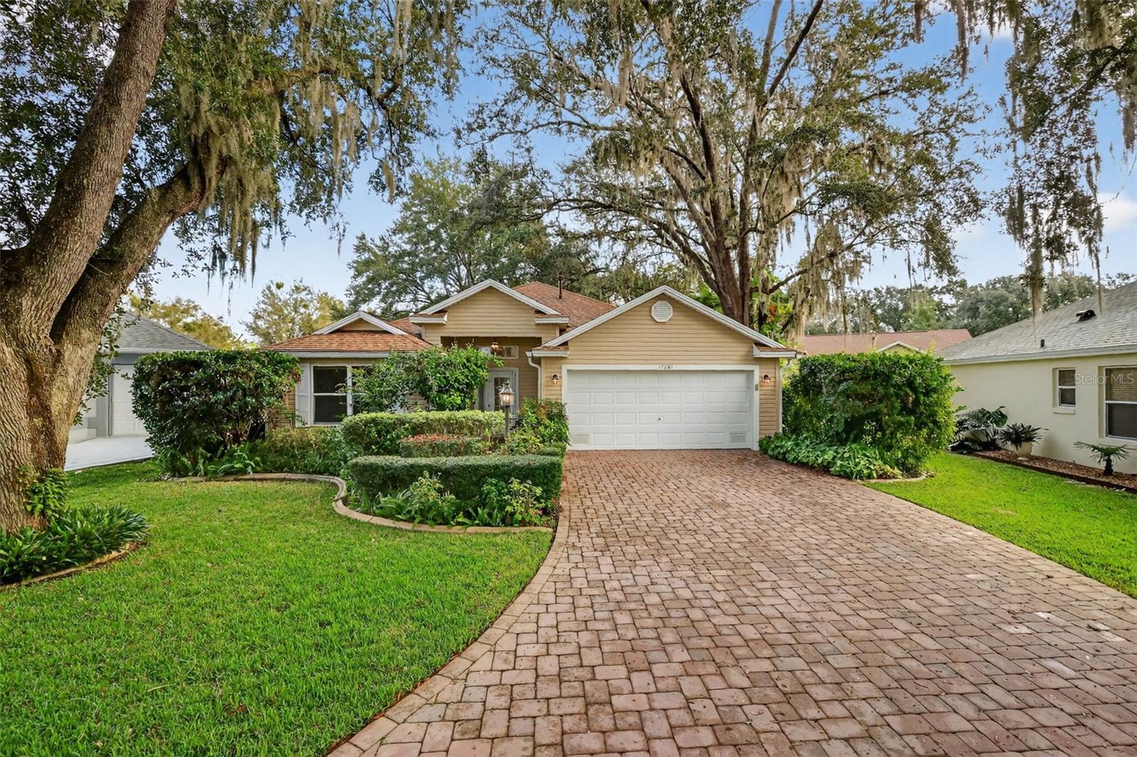 Listing photo id 36 for 17035 94th Berrien Court