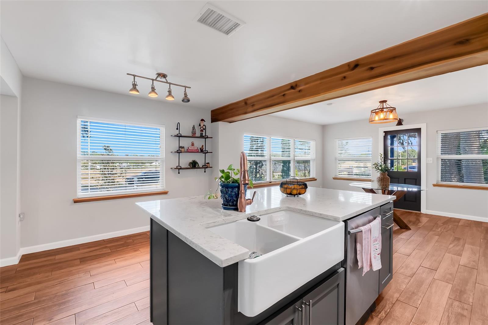 Image 4 of 26 For 13312 Georgia Avenue