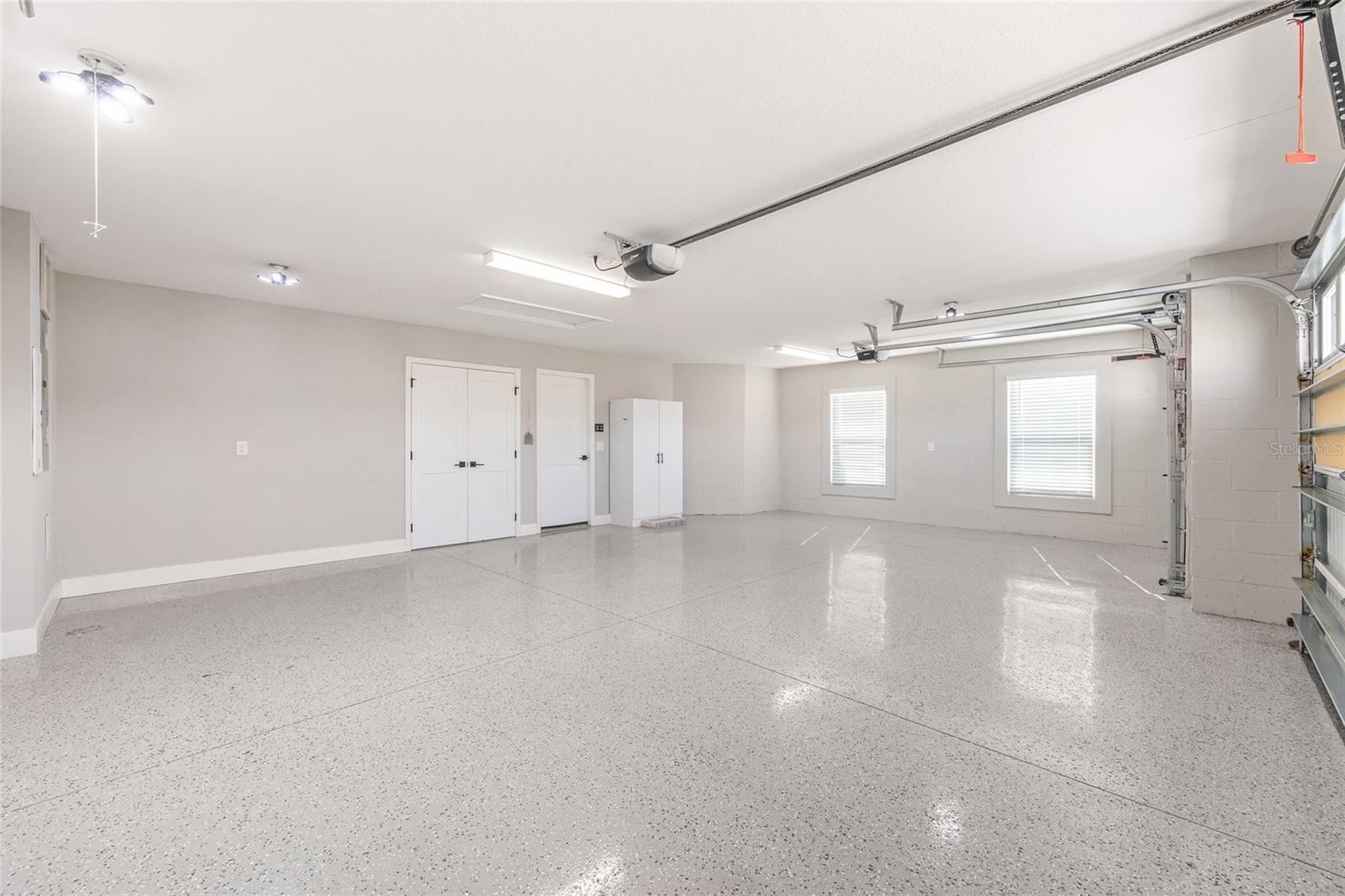 Image 33 of 42 For 5631 Fernandes Court