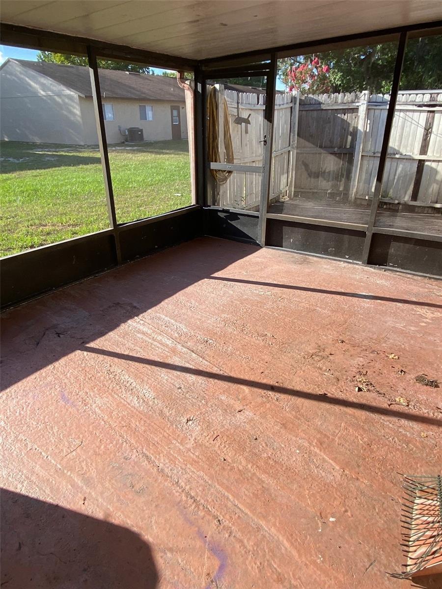 Image 13 of 13 For 701 Rosewood Lane 701