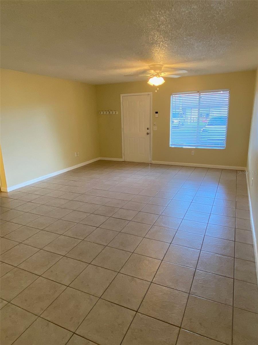 Image 2 of 13 For 701 Rosewood Lane 701