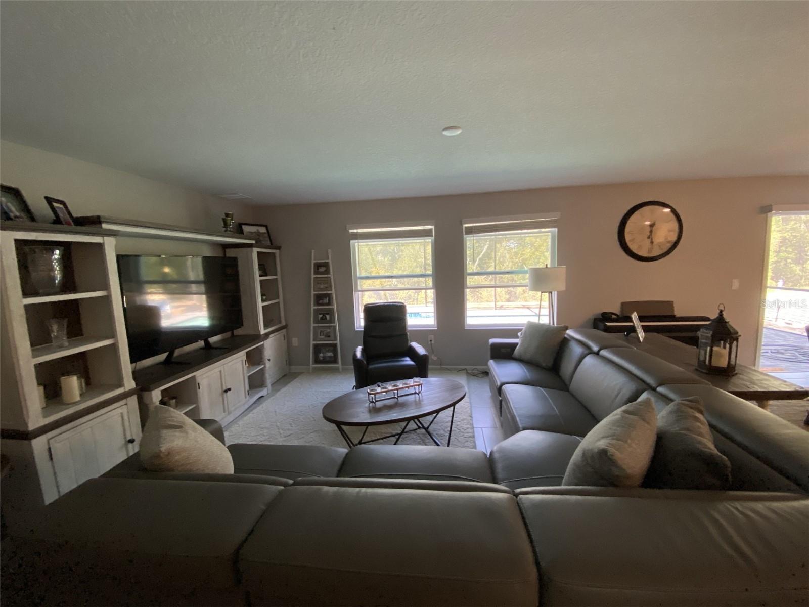 Image 13 of 57 For 5686 Alenlon Way