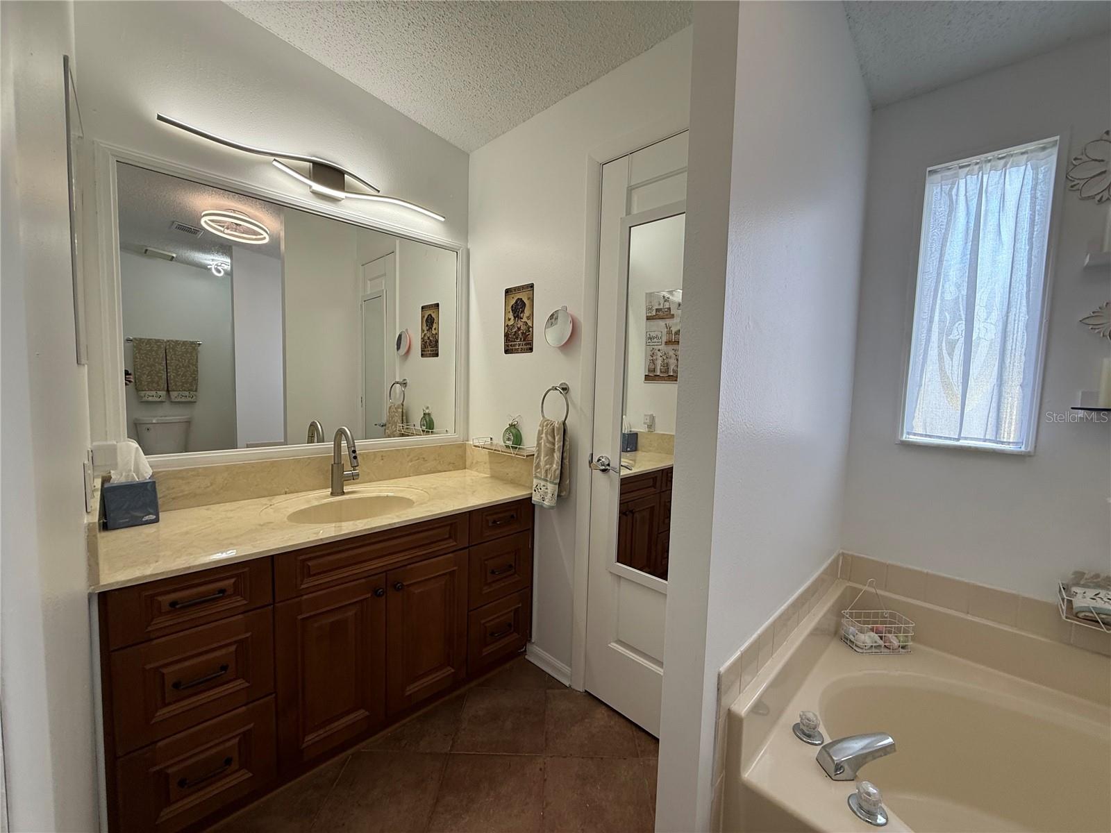 Image 25 of 38 For 1612 Cog Hill Drive