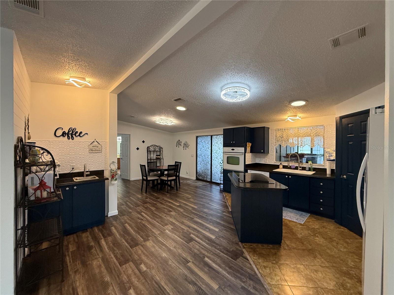 Image 4 of 38 For 1612 Cog Hill Drive