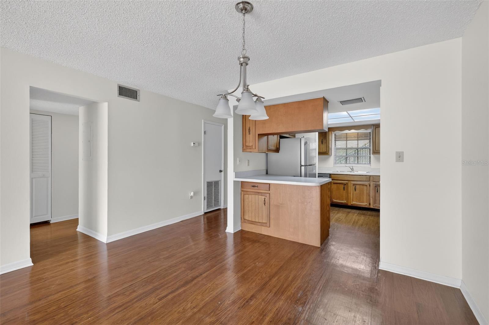 Image 18 of 42 For 110 Tremain Street 105