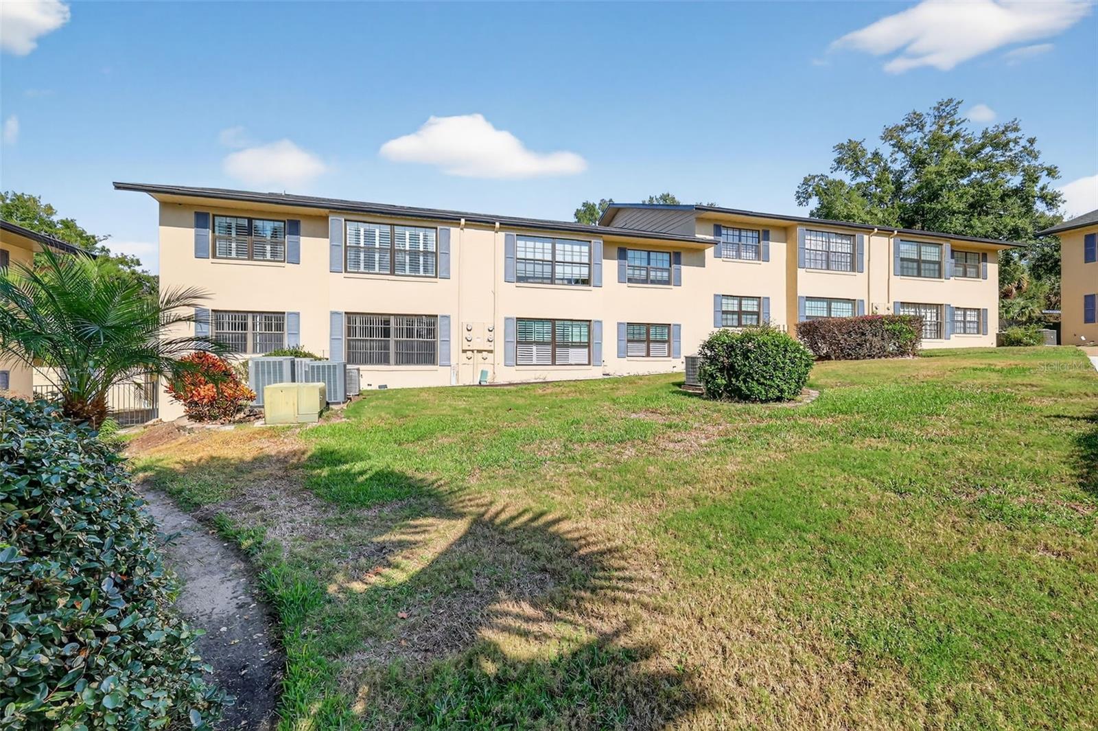 Image 3 of 42 For 110 Tremain Street 105