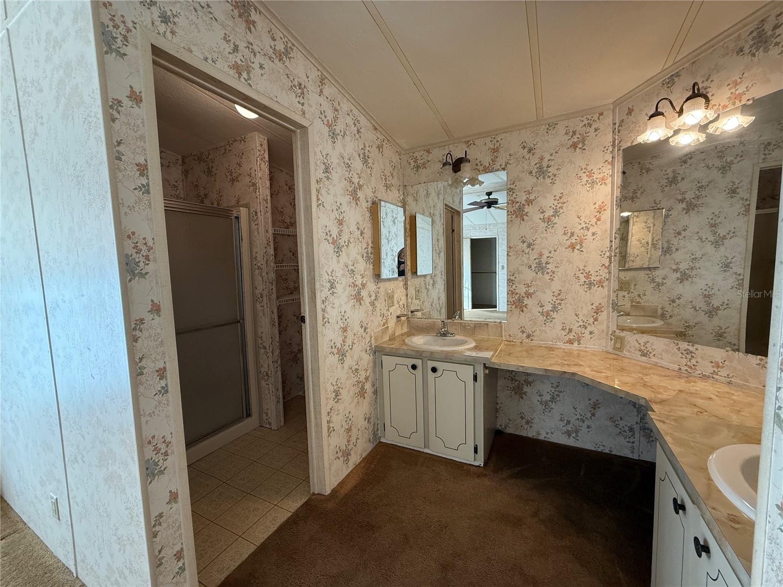 Image 13 of 29 For 108 Winterberry Avenue