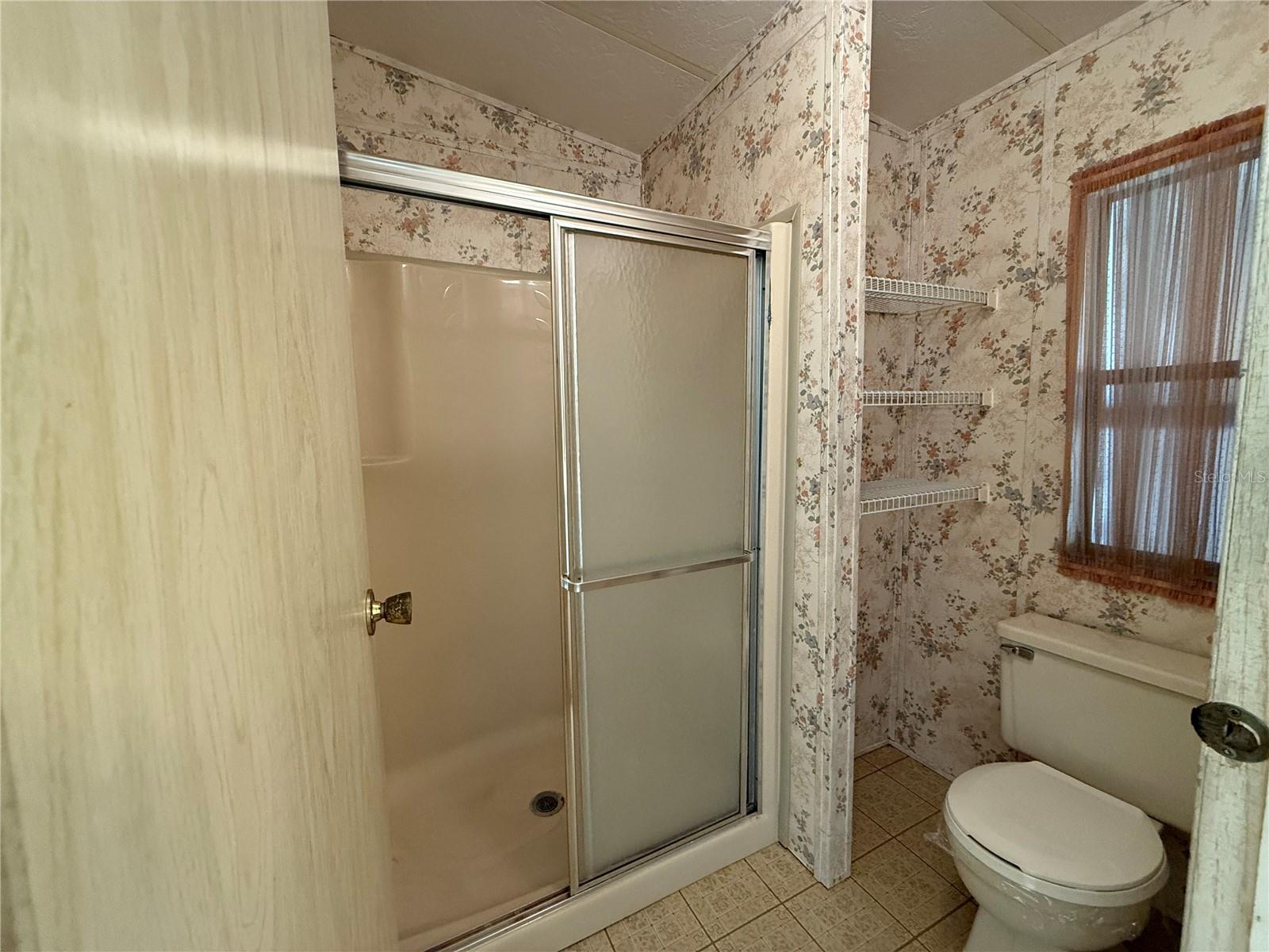 Image 15 of 29 For 108 Winterberry Avenue