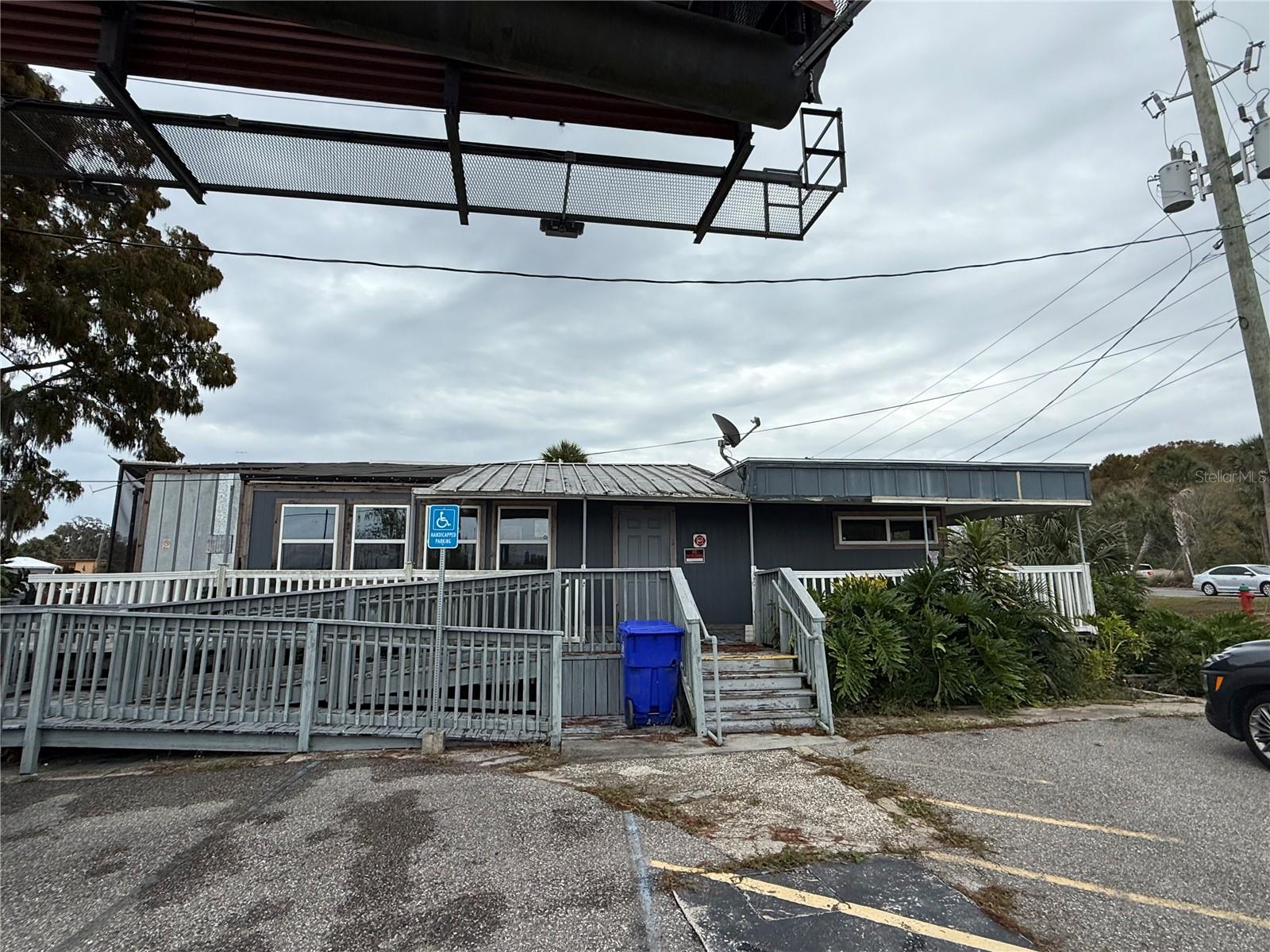 Image 10 of 19 For 1050 Burleigh Boulevard