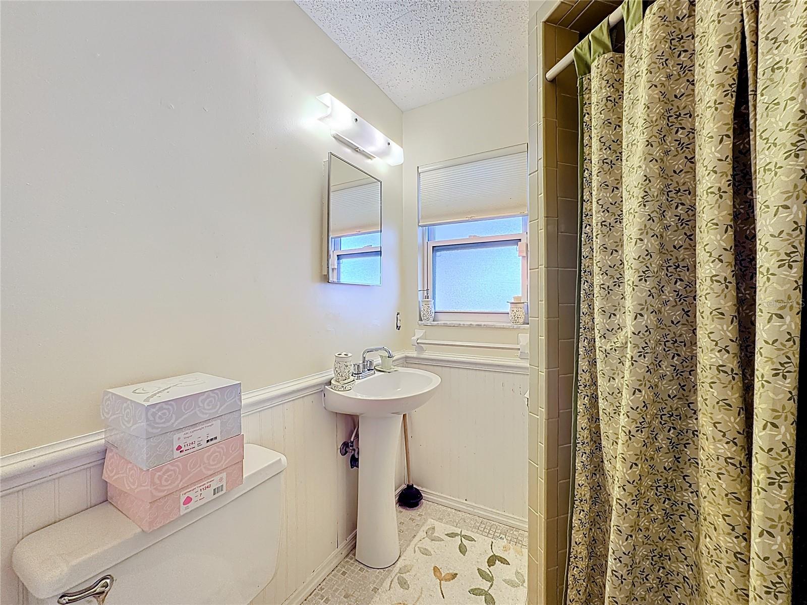 Image 35 of 68 For 6601 Wynn Lane