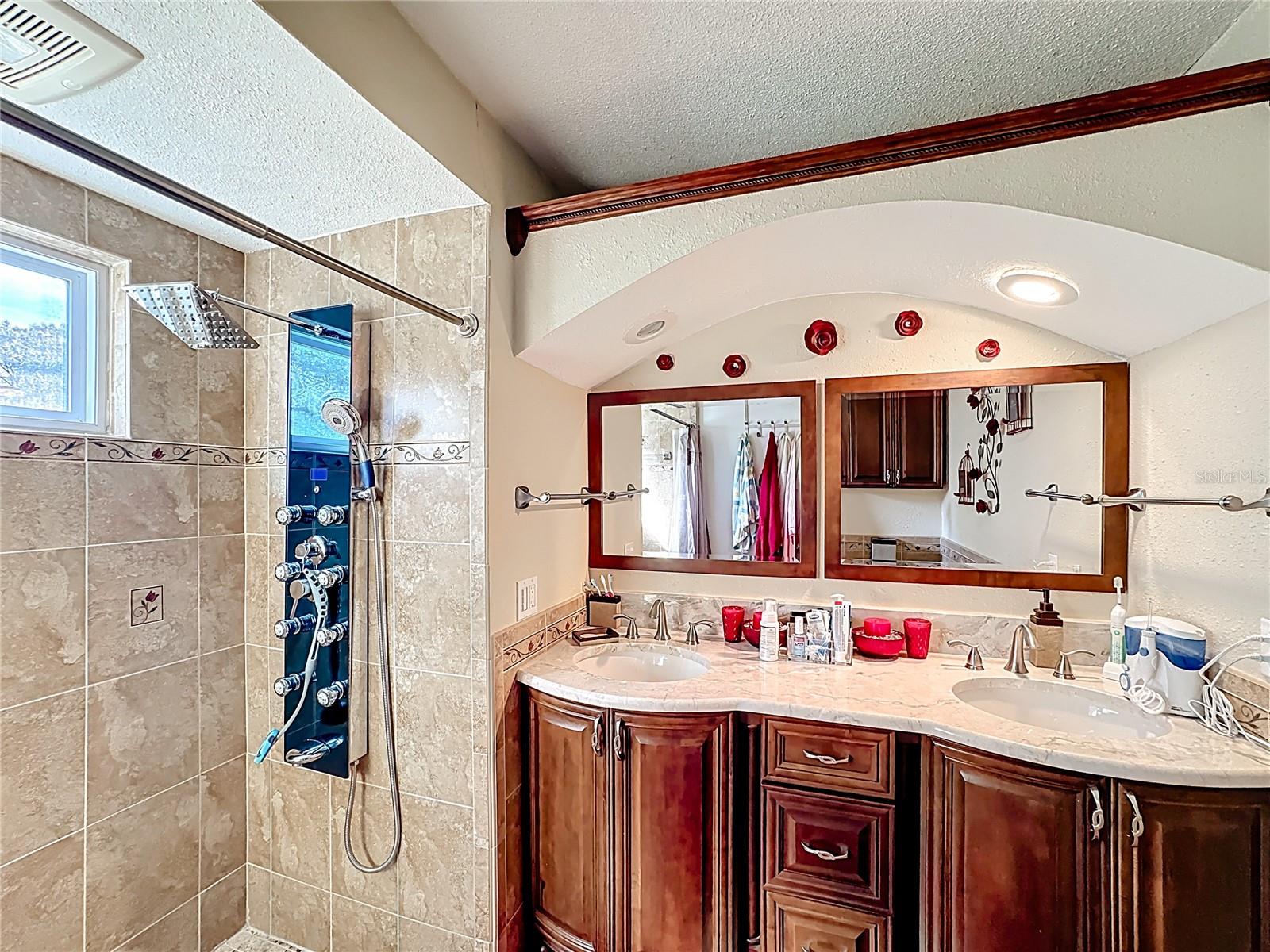 Image 39 of 68 For 6601 Wynn Lane