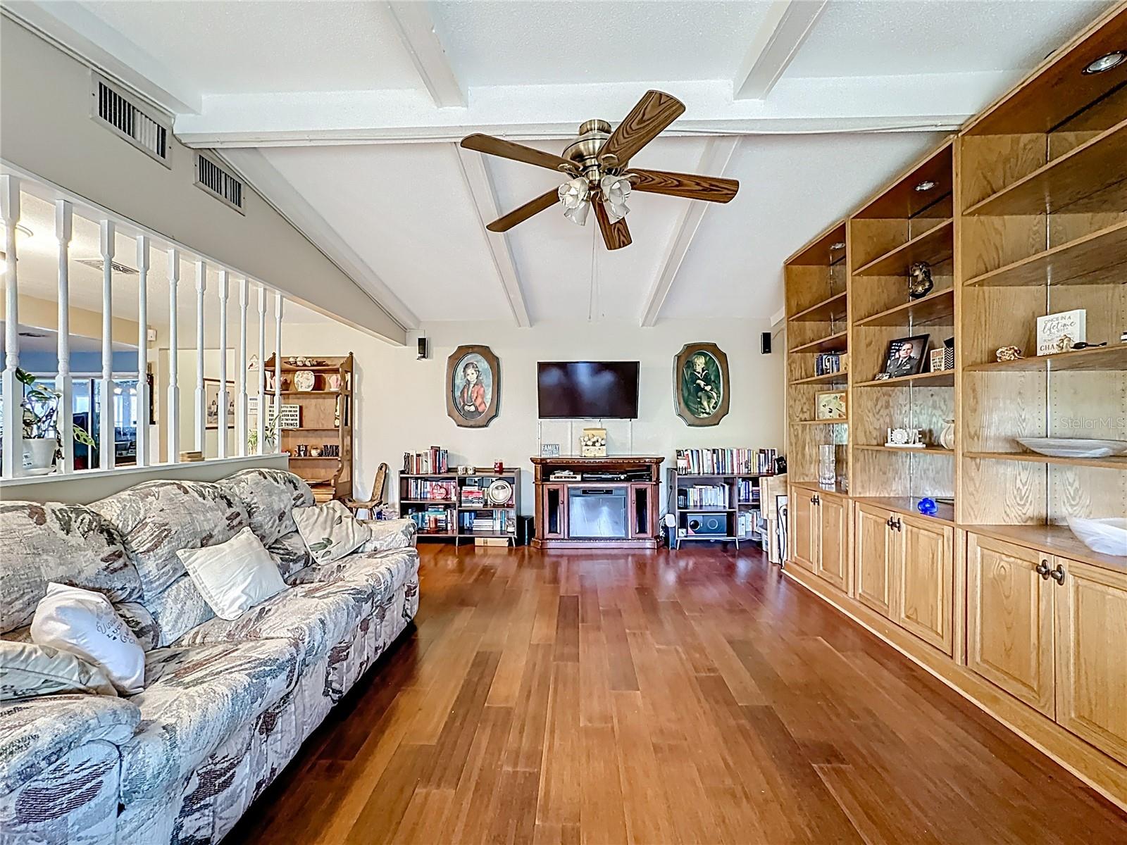 Image 9 of 68 For 6601 Wynn Lane