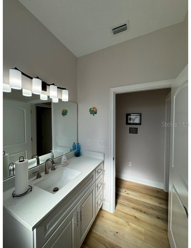 Image 25 of 52 For 5008 125th Loop