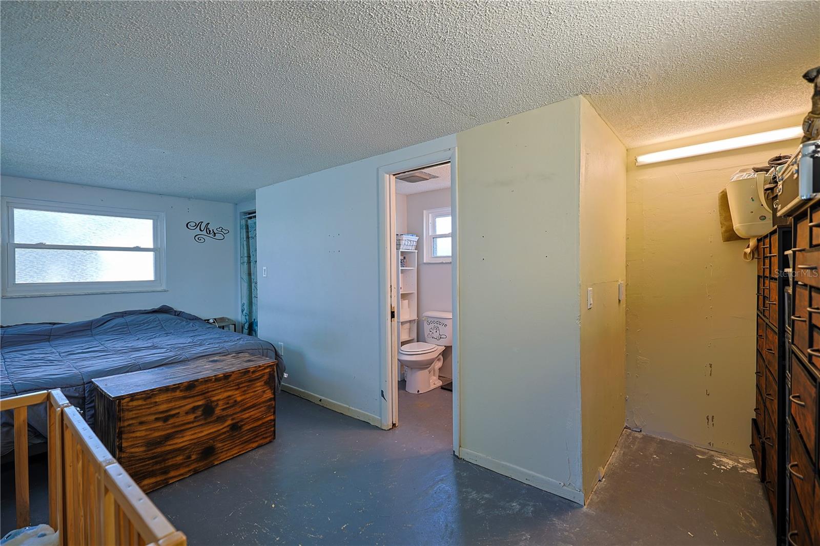 Image 14 of 38 For 613 Scenic Street