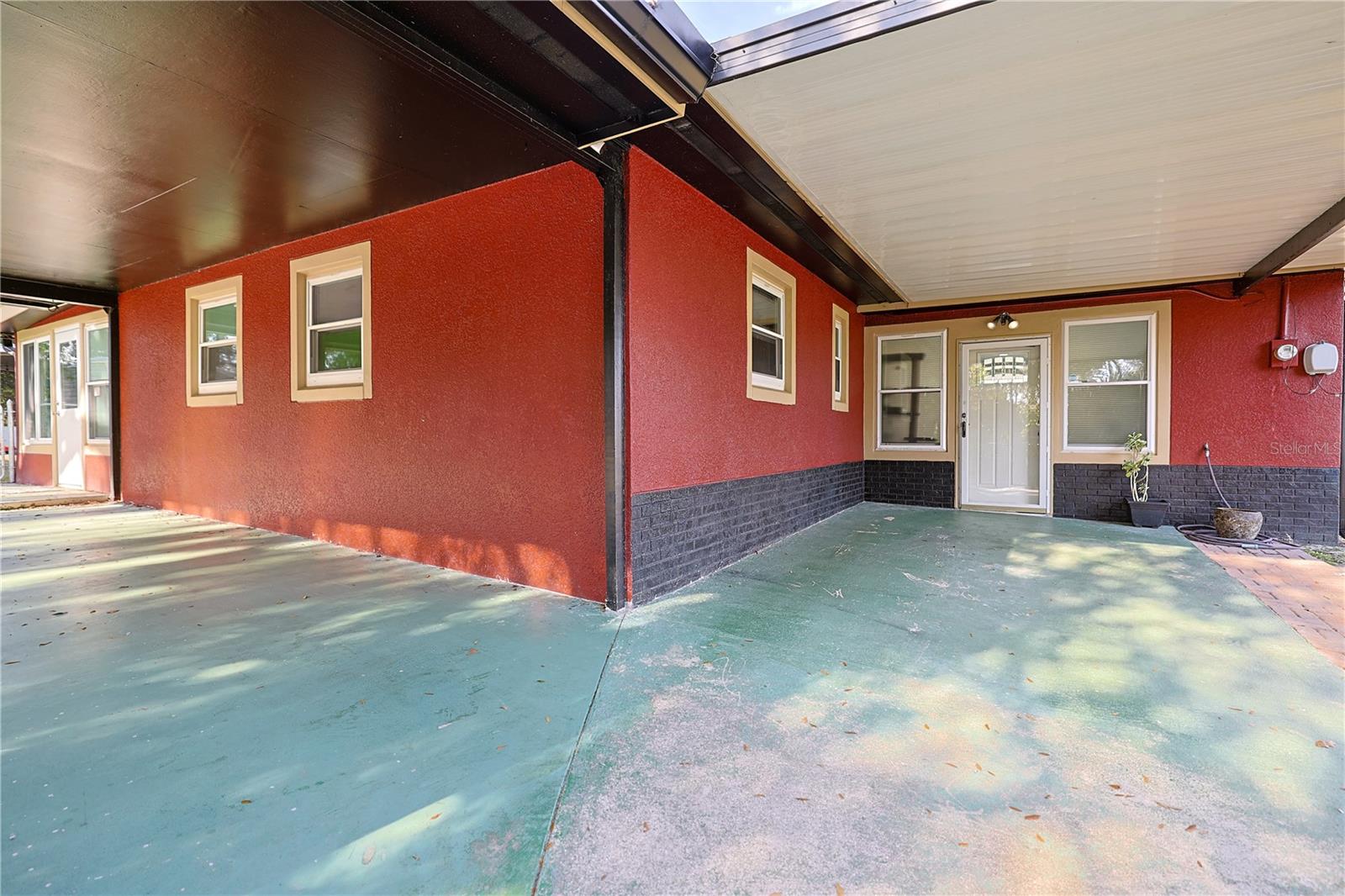 Image 27 of 38 For 613 Scenic Street