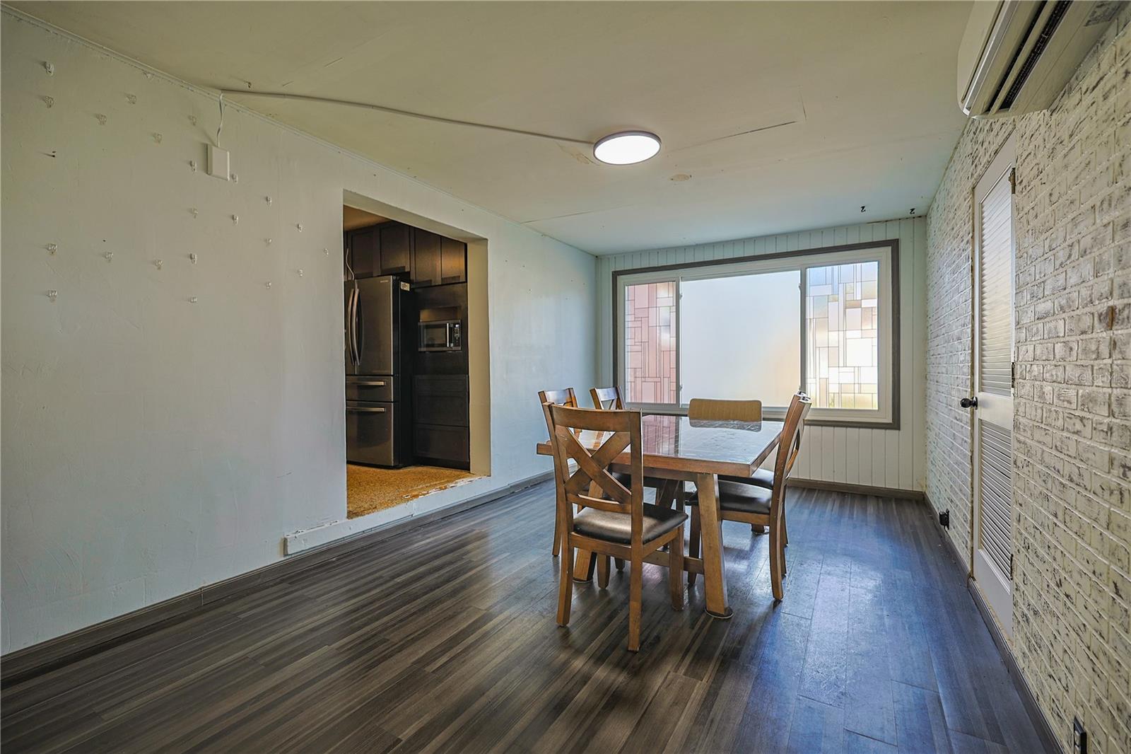 Image 3 of 38 For 613 Scenic Street