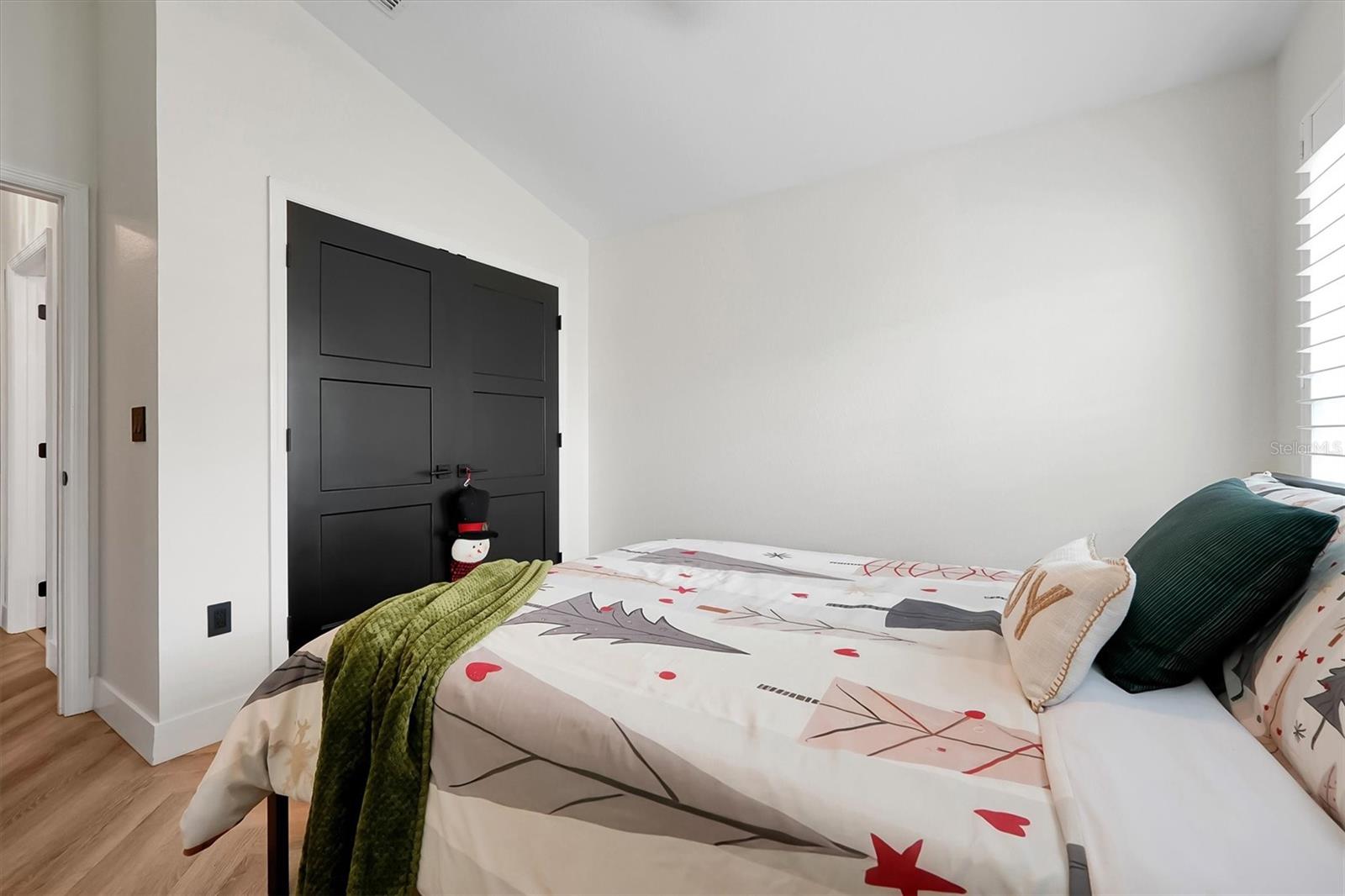 Image 29 of 32 For 15010 Sawgrass Bluff Drive