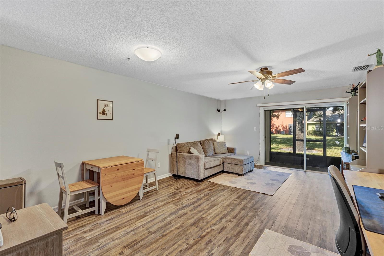 Image 11 of 22 For 4876 Tangerine Avenue 4876