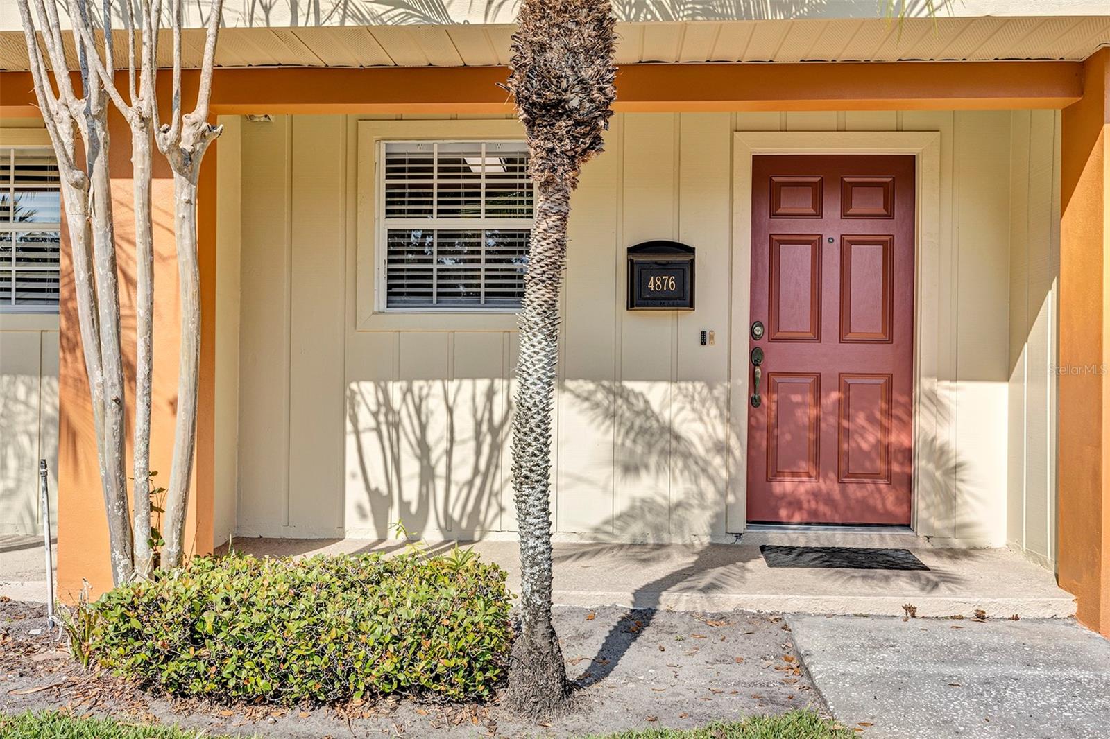 Image 16 of 22 For 4876 Tangerine Avenue 4876