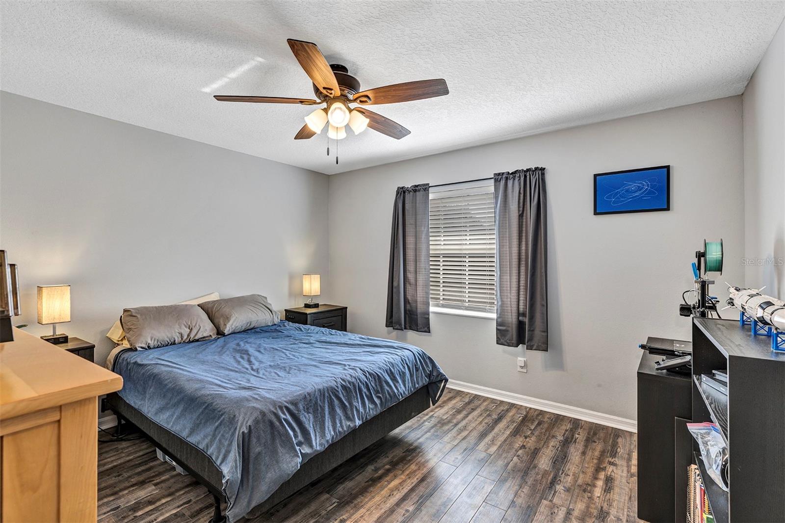 Image 6 of 22 For 4876 Tangerine Avenue 4876