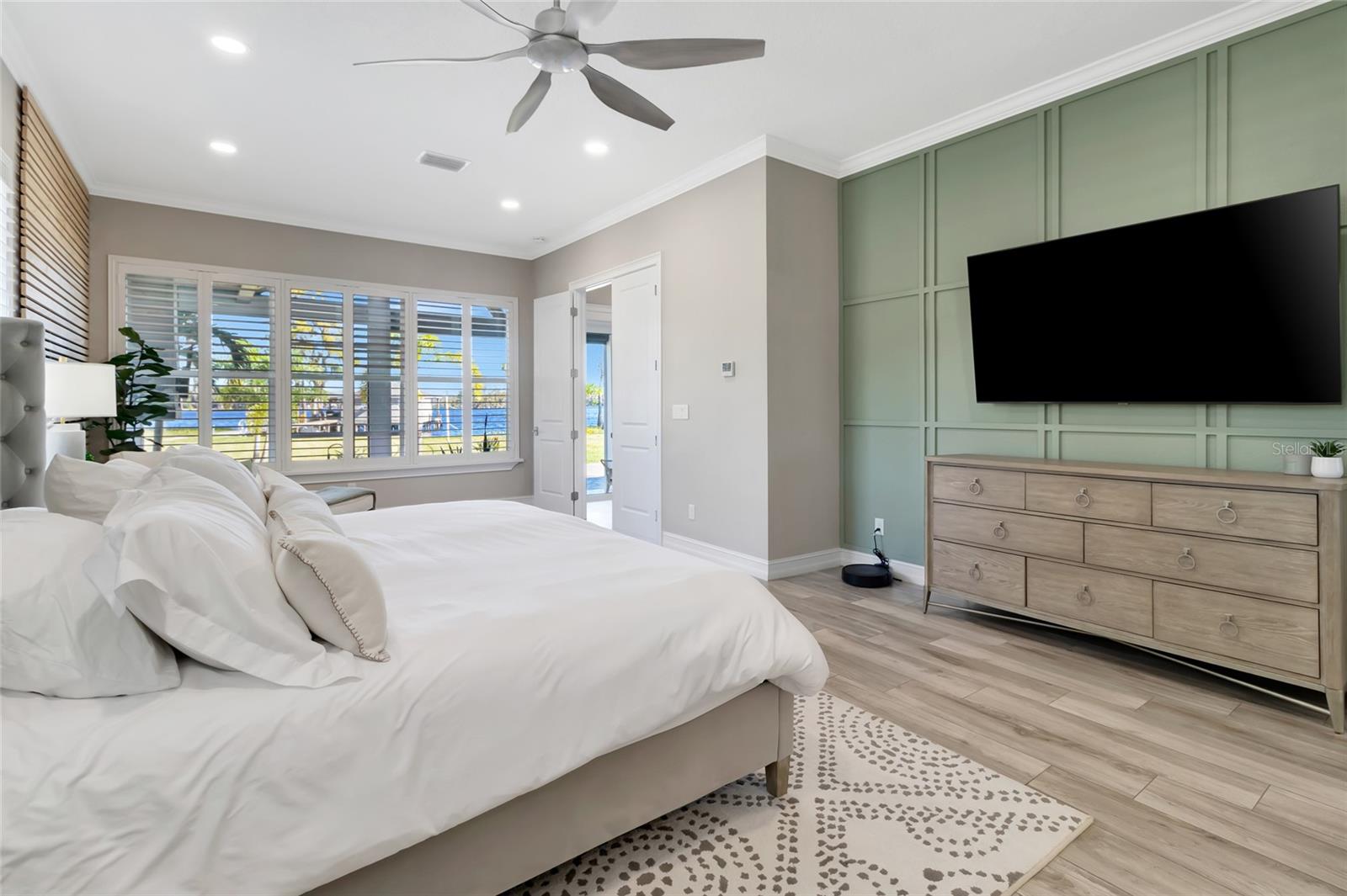 Image 28 of 61 For 10303 Thompson Place