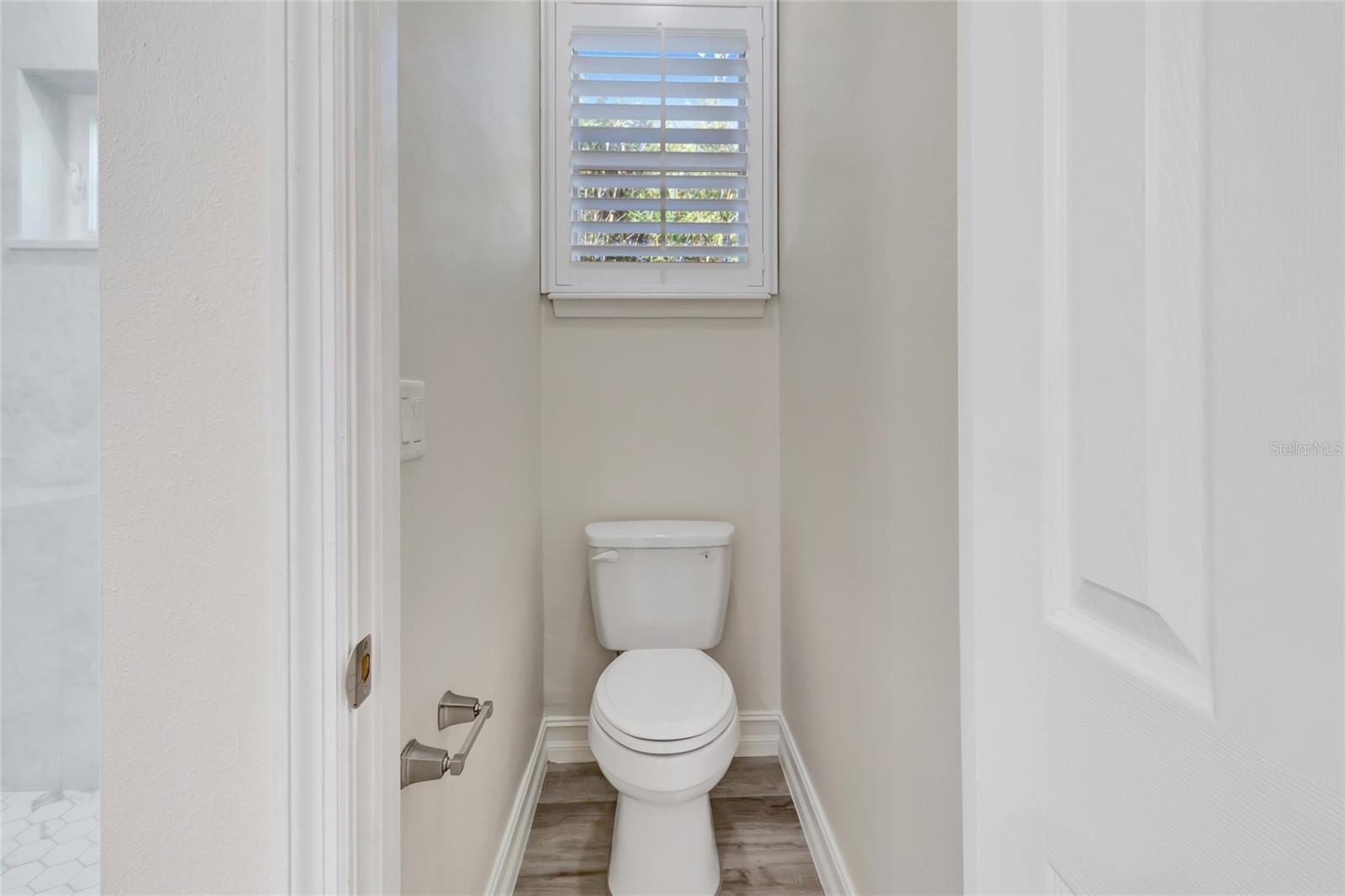 Image 33 of 61 For 10303 Thompson Place