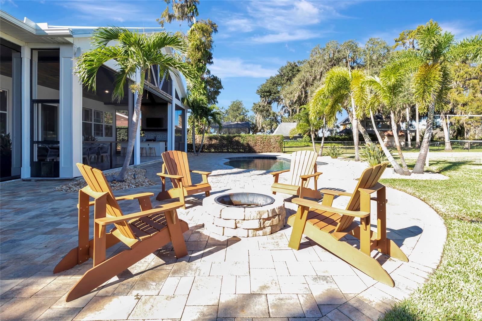 Image 43 of 61 For 10303 Thompson Place