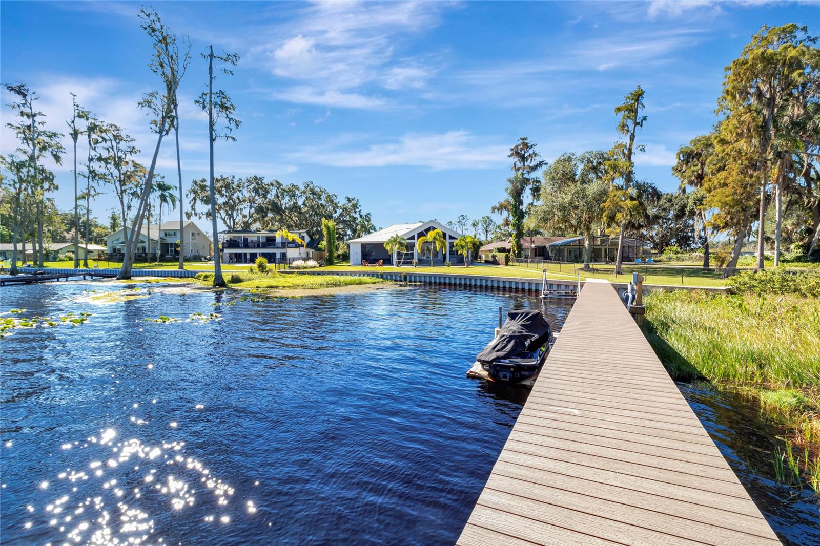 Image 7 of 61 For 10303 Thompson Place