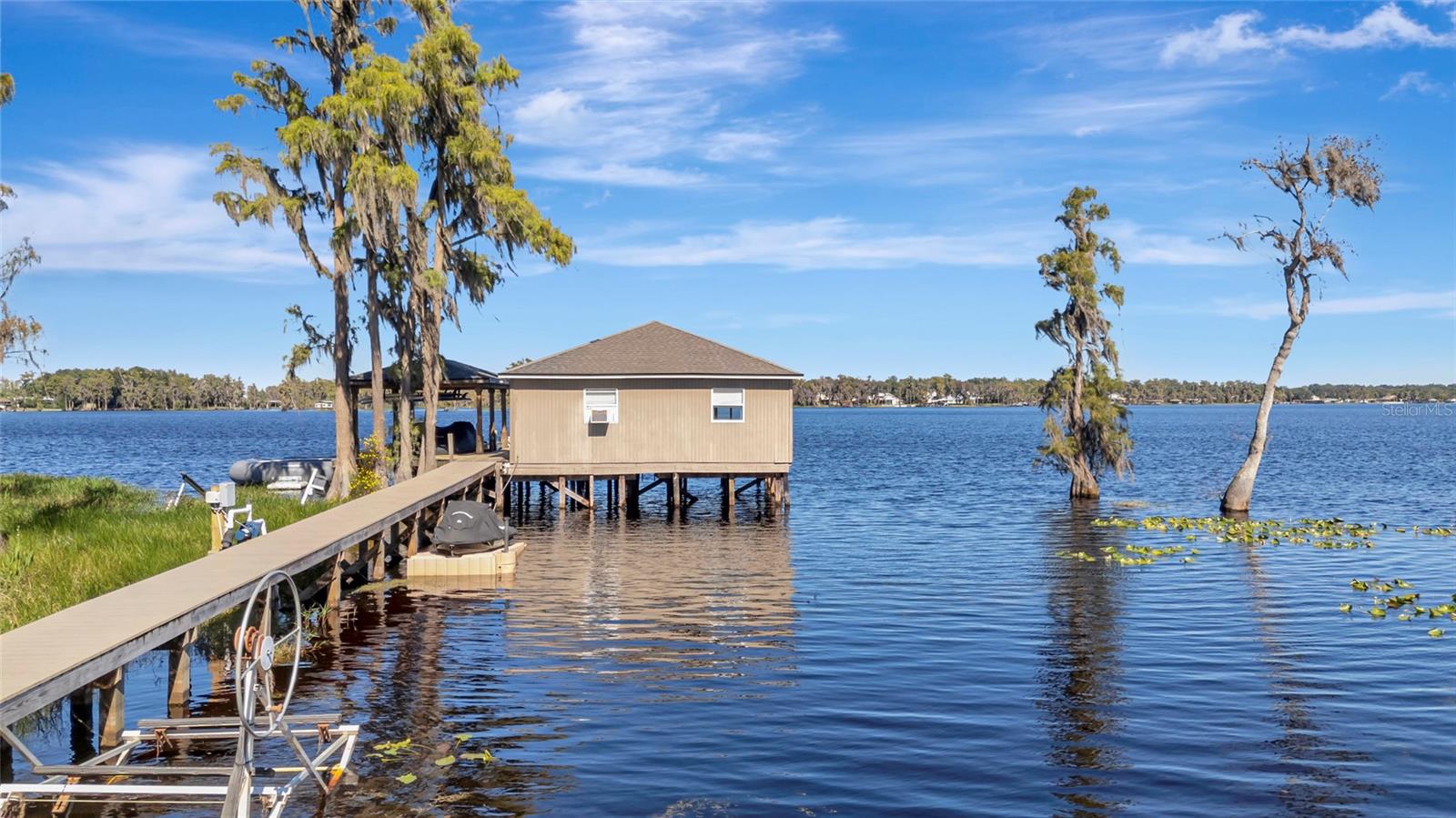 Image 8 of 61 For 10303 Thompson Place