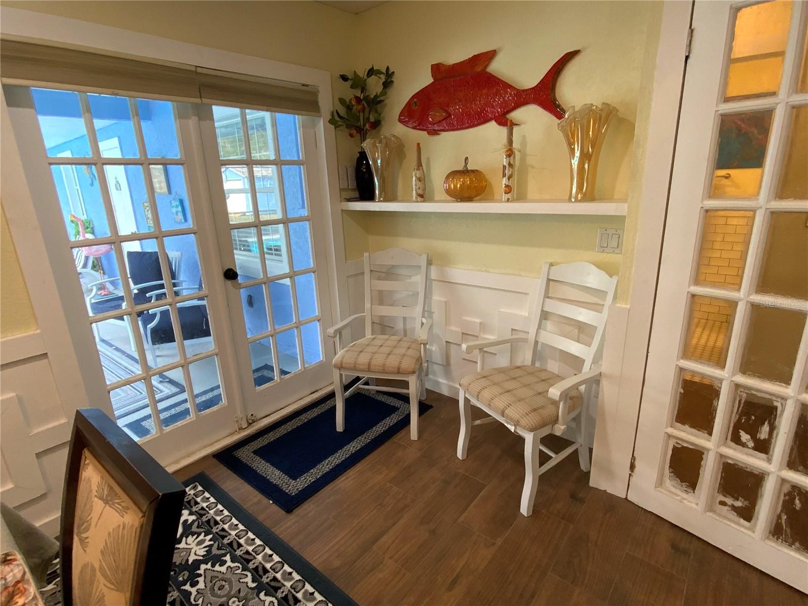 Image 28 of 100 For 39742 Gella Way