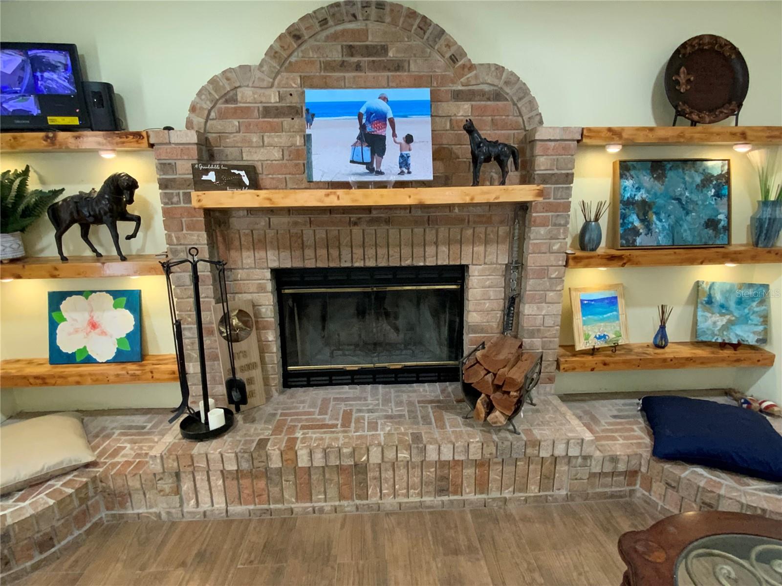 Image 50 of 100 For 39742 Gella Way