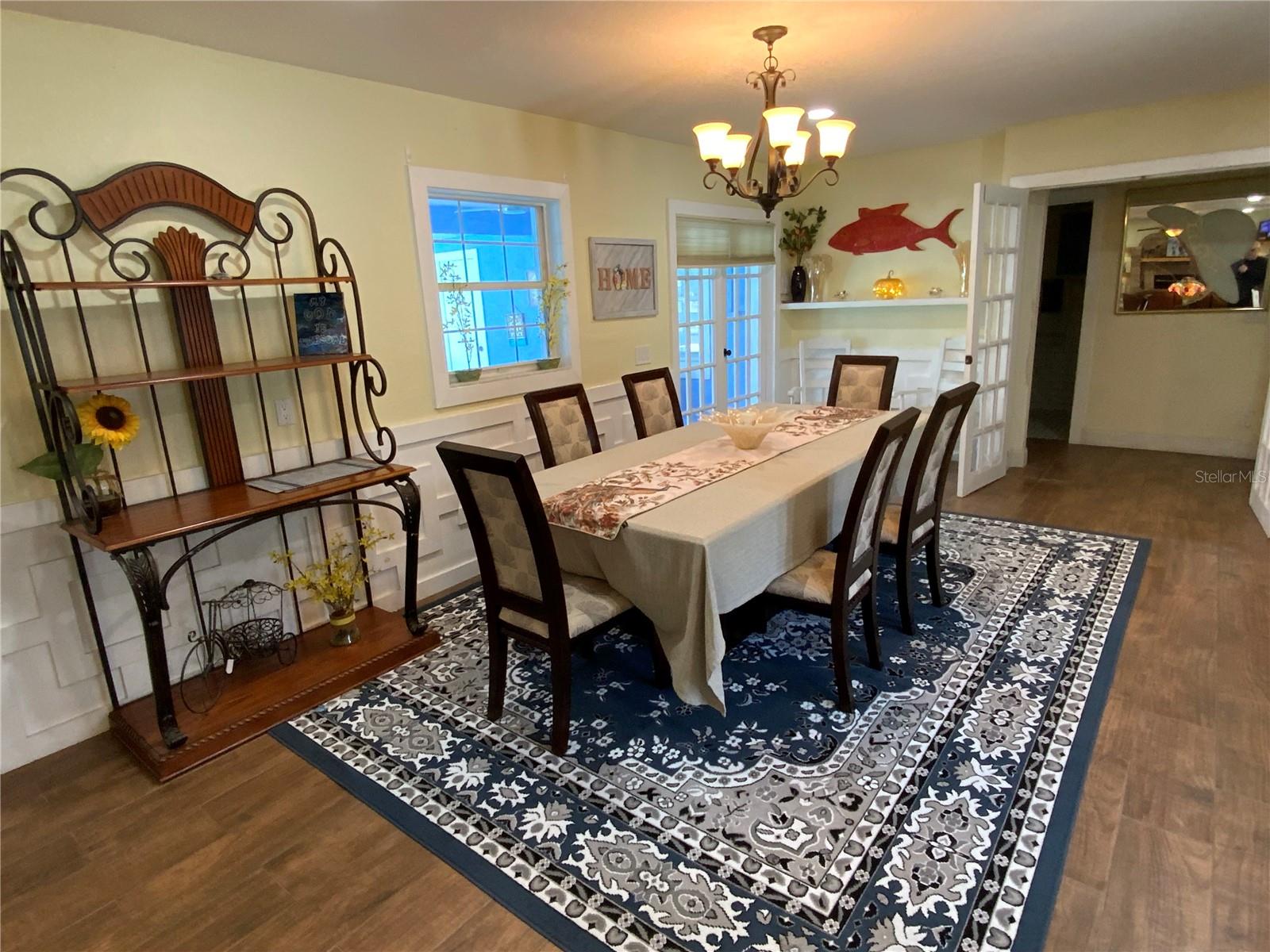 Image 53 of 100 For 39742 Gella Way