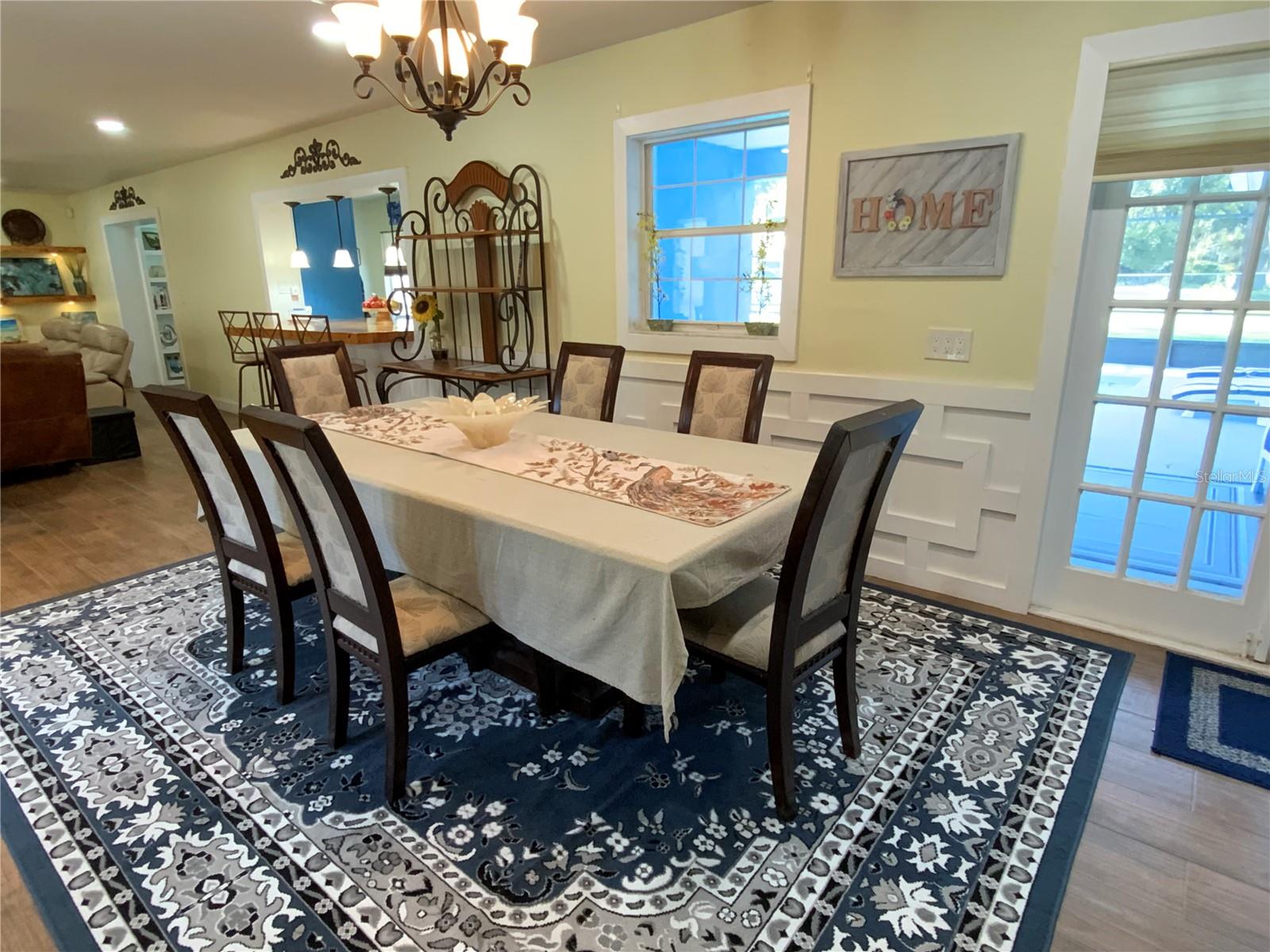 Image 54 of 100 For 39742 Gella Way