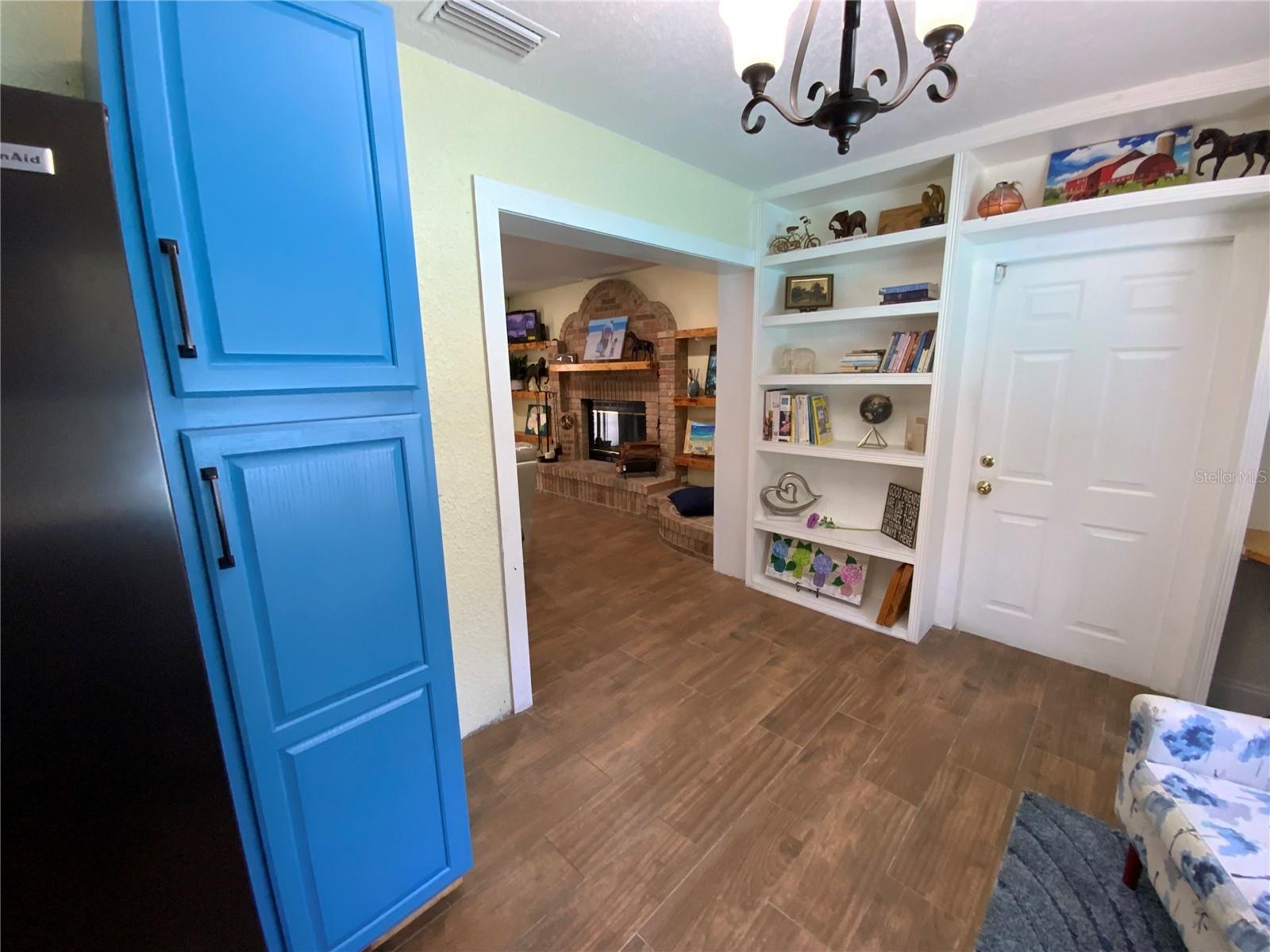 Image 82 of 100 For 39742 Gella Way