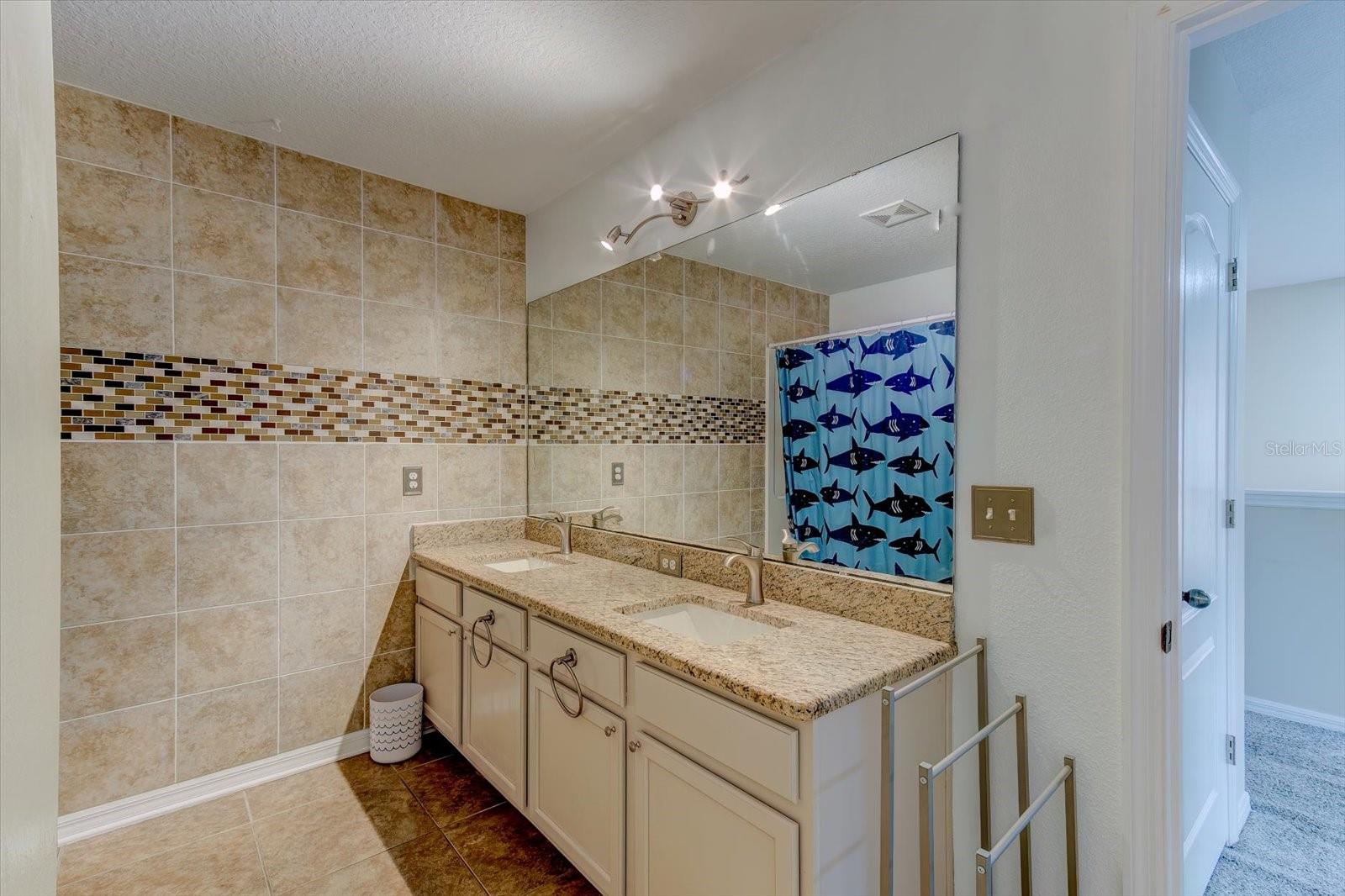 Image 32 of 64 For 2943 Etowah Park Boulevard