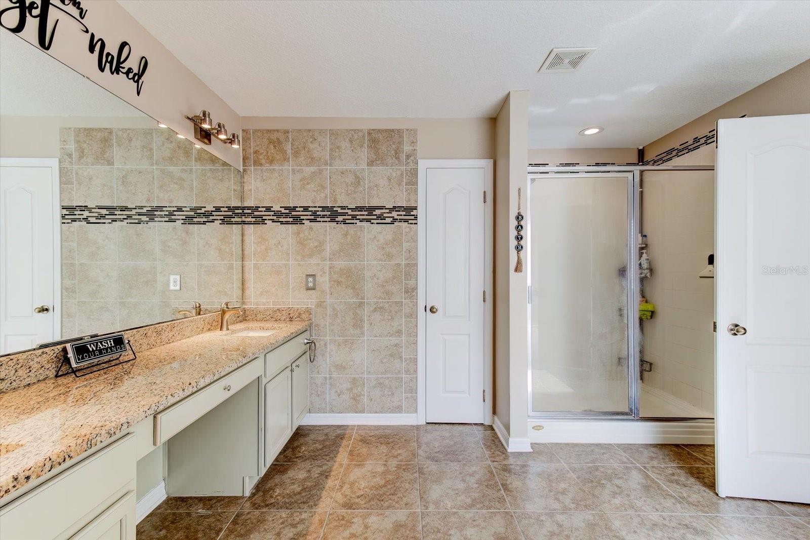 Image 43 of 64 For 2943 Etowah Park Boulevard