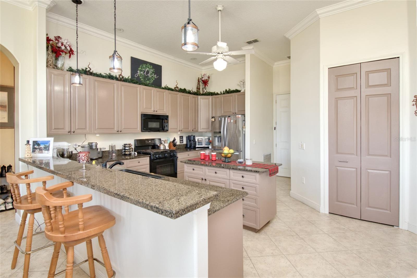 Image 13 of 62 For 793 Hawks Bluff